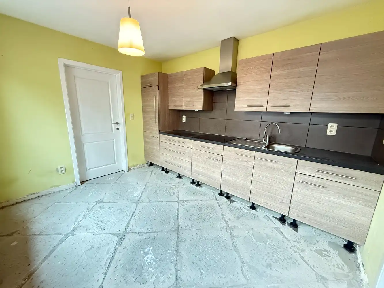 Charmante woning met potentieel in centrum Rillaar met 2 slaapkamers foto 8