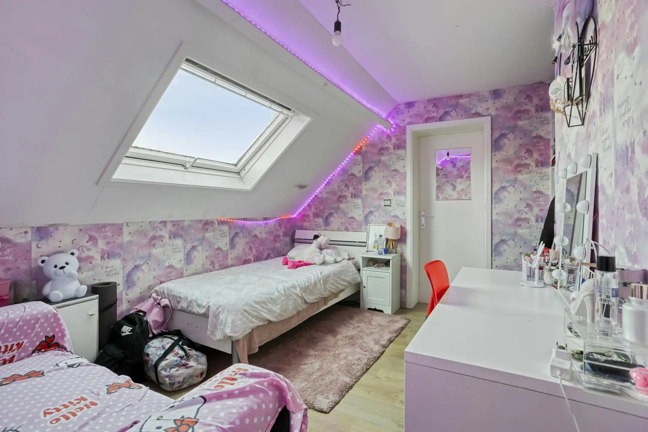 Driegevelwoning te koop in Dworp foto 15