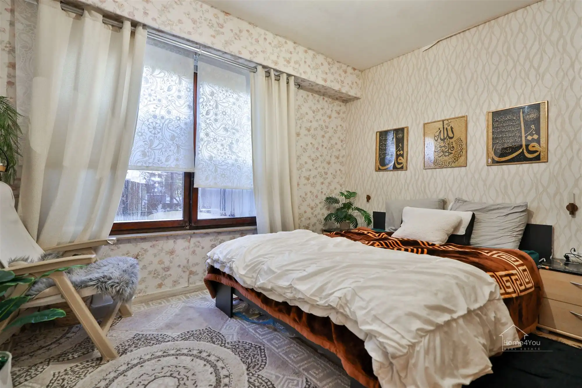 Opbrengsteigendom met 2 vergunde app. en garages foto 13