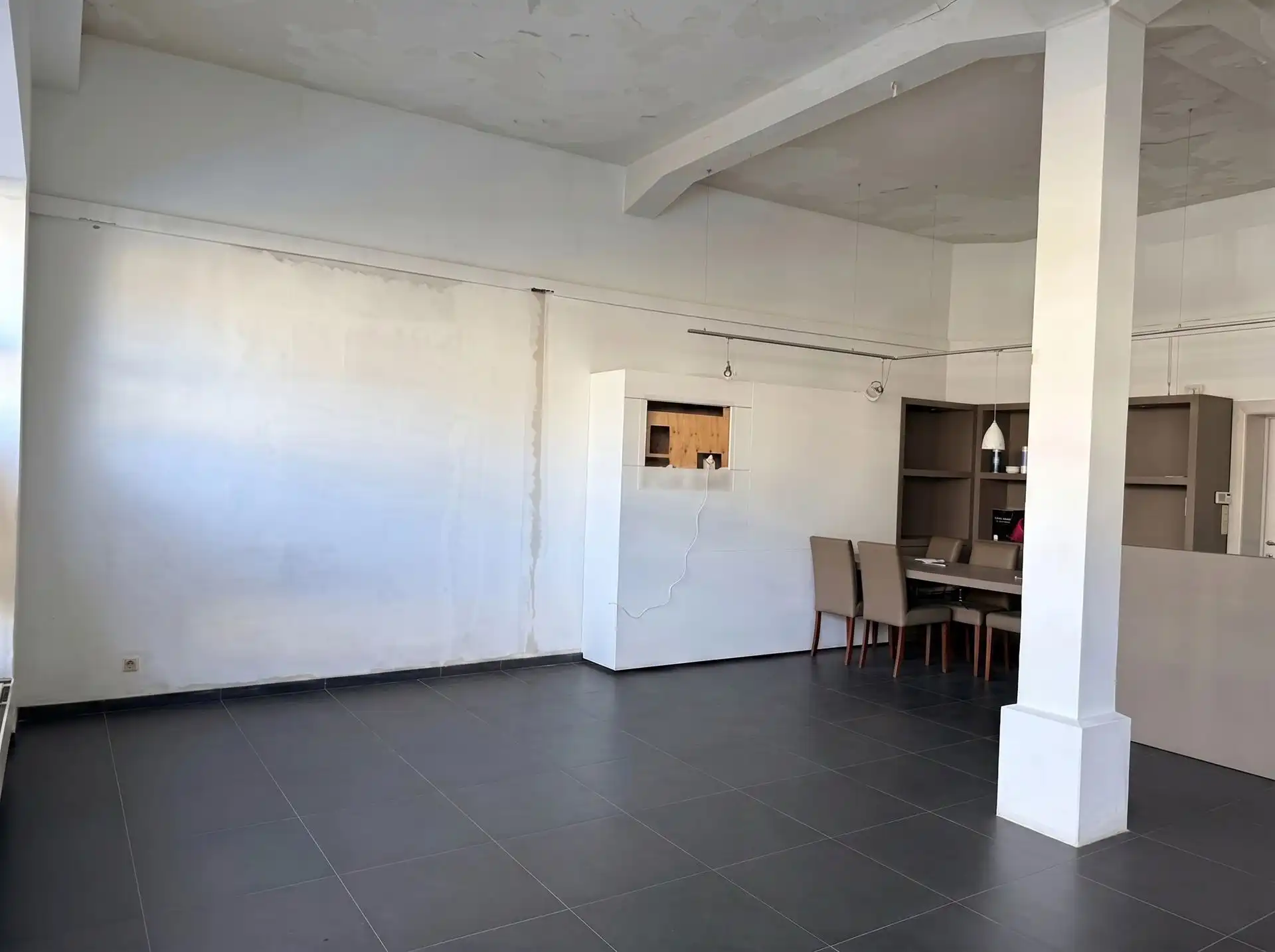 Winkelruimte + duplex appartement foto 5