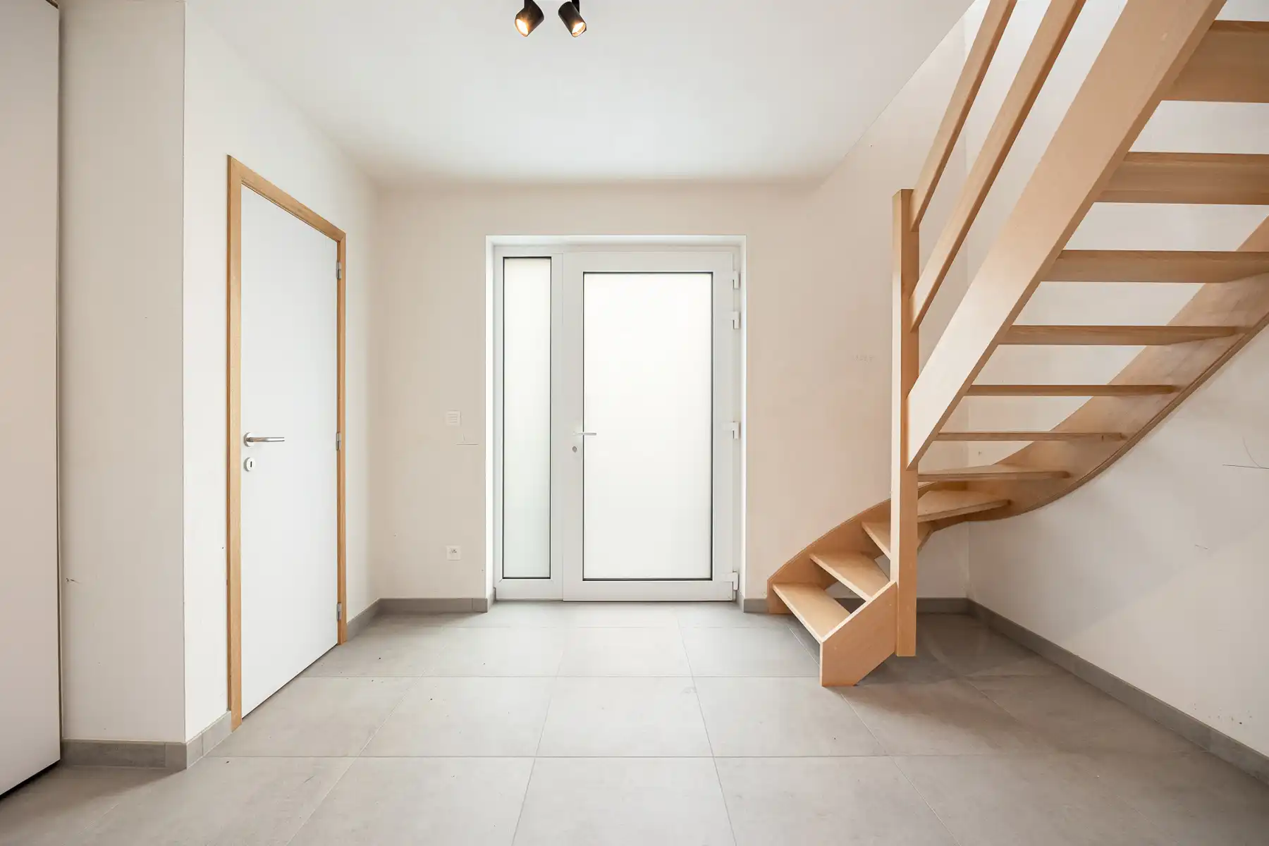 Instapklare woning met 4 slaapkamers en prachtig groenzicht foto 13