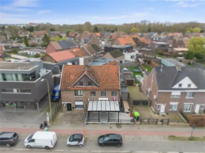 RUIM HANDELSPAND MET WOONST IN SINT-TRUIDEN foto 2