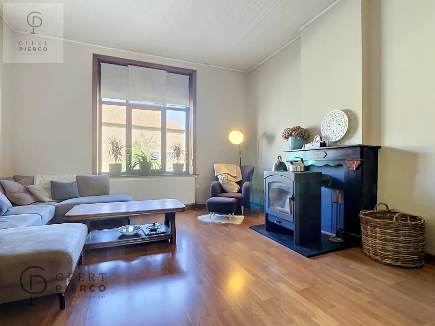 Charmewoning met dorpsgezicht foto 2