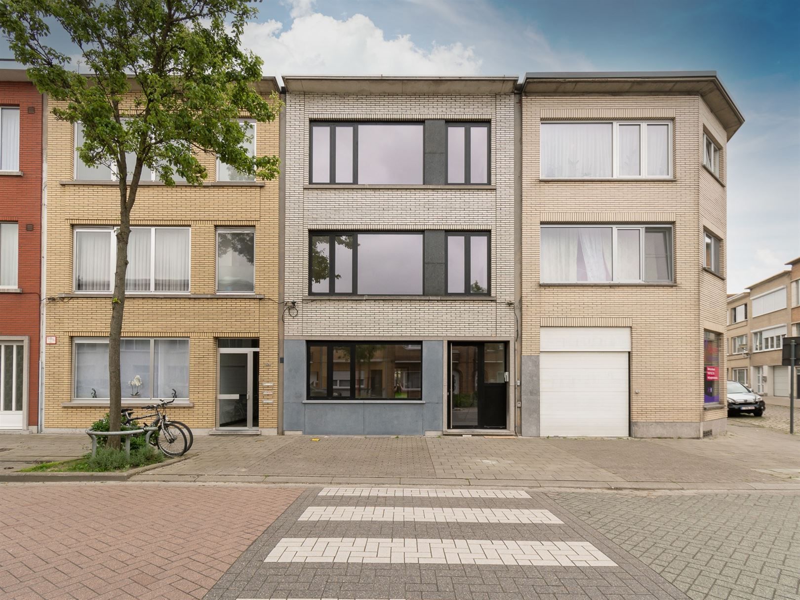 Licht en ruim 2-slaapkamerappartement met zuid georiënteerd terras.  foto {{pictureIndex}}