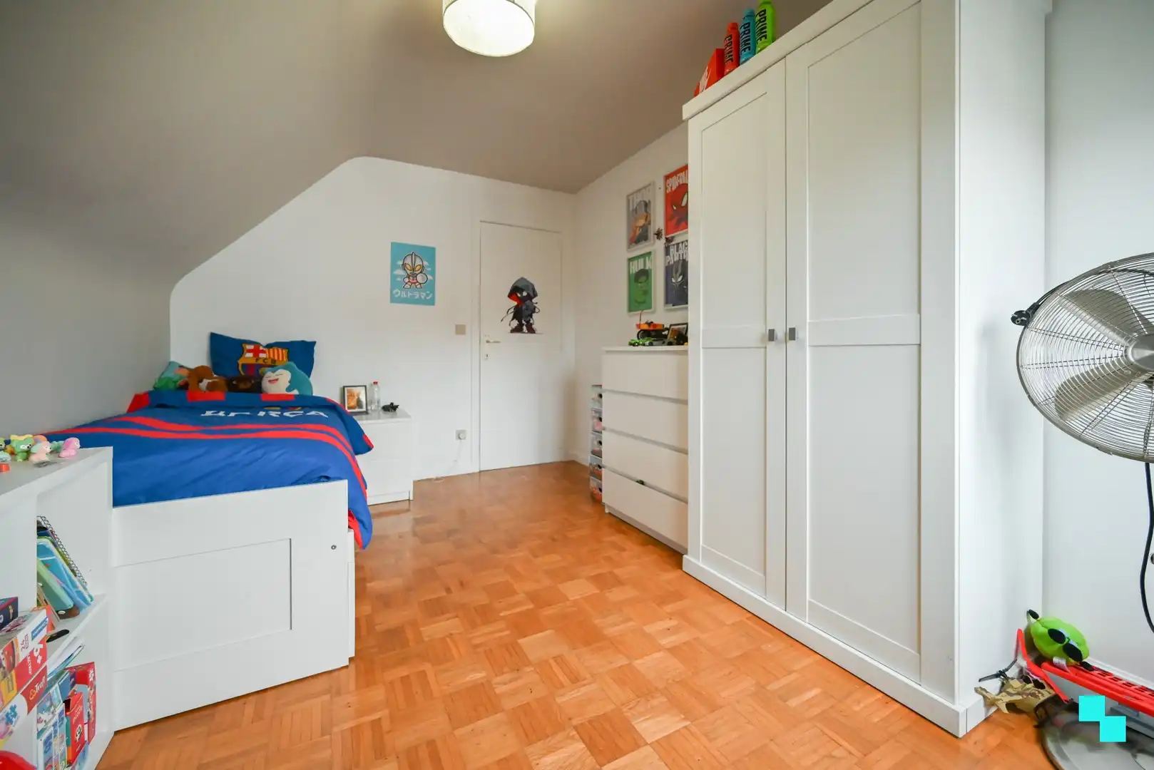 Eengezinswoning met vier slaapkamers in doodlopende straat foto 22