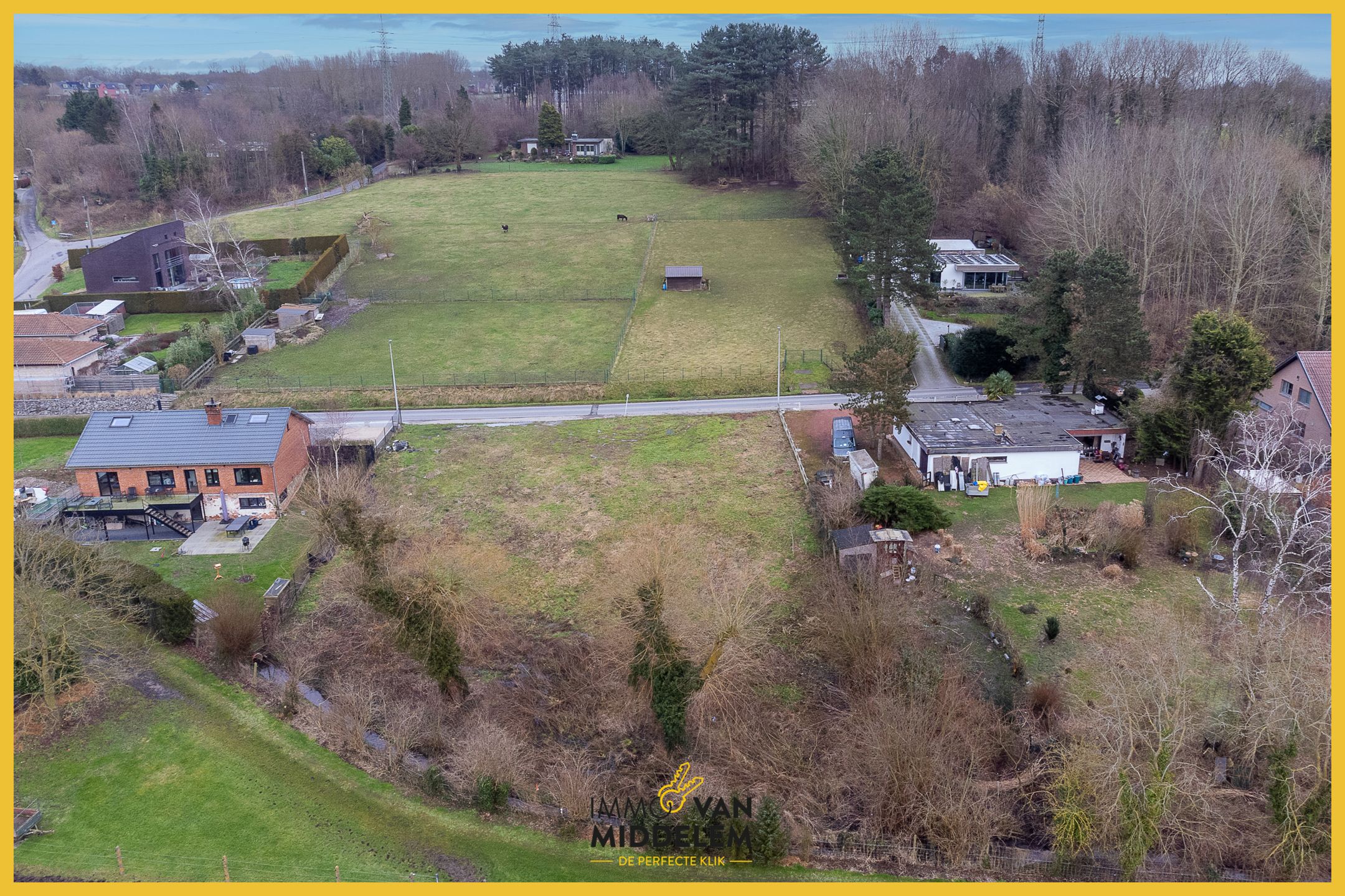 MOOIE RUSTIG GELEGEN BOUWGROND VOOR VILLA MET OPEN ZICHT foto 4