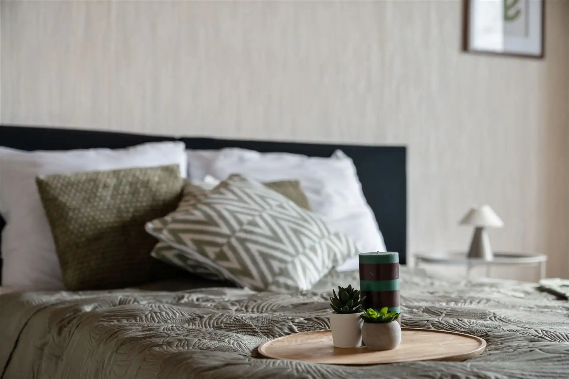 Renovatiewoning met garage en tuin. foto 22