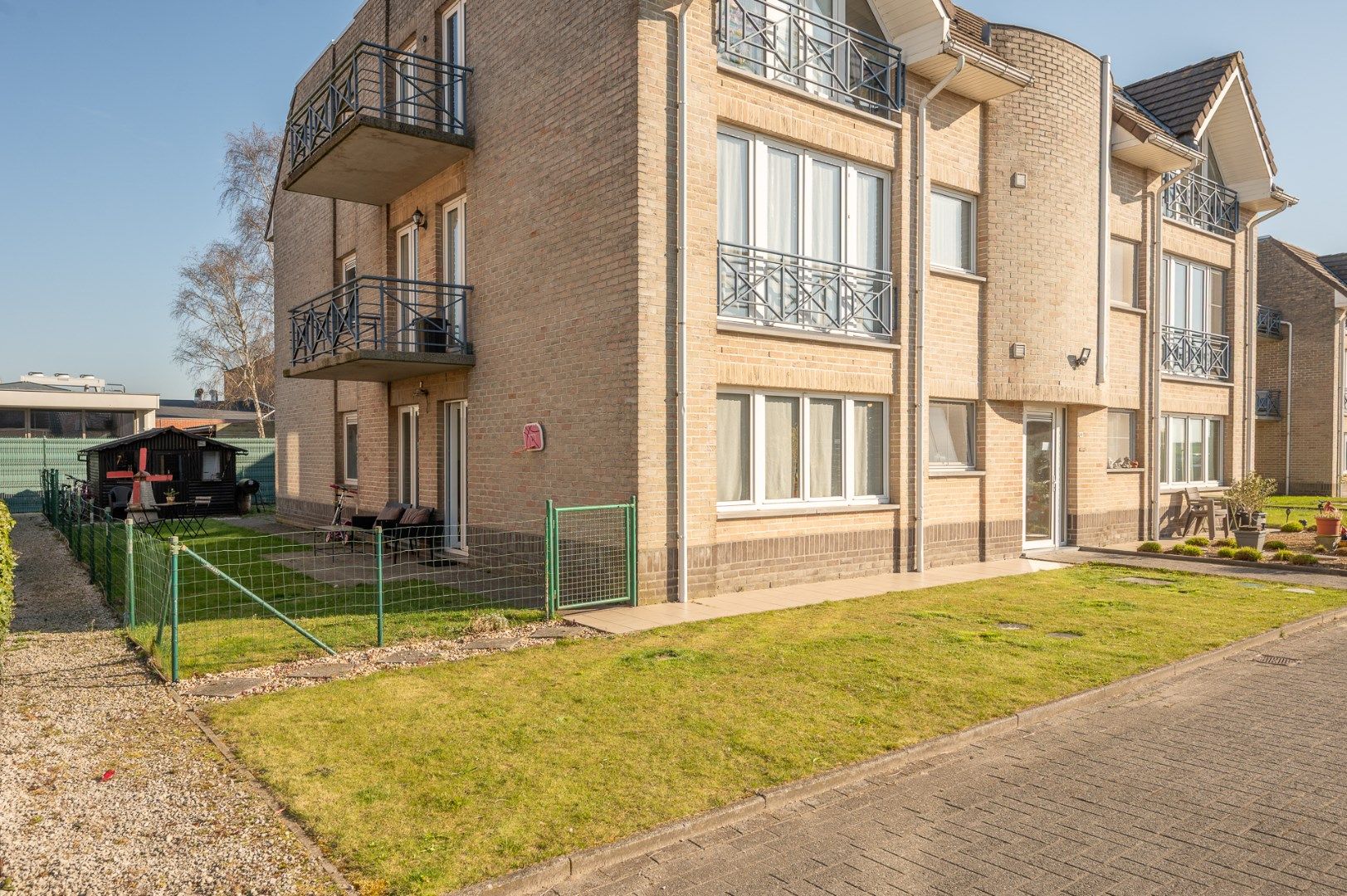 Gelijkvloers appartement met tuin te Oedelem foto 2