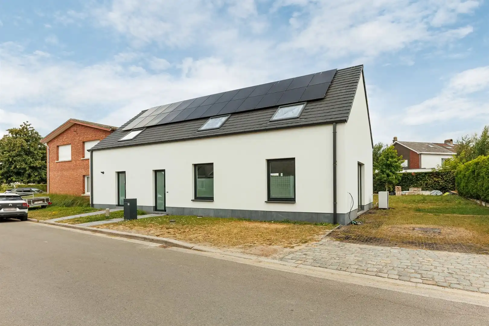 Huis foto {{pictureIndex}}