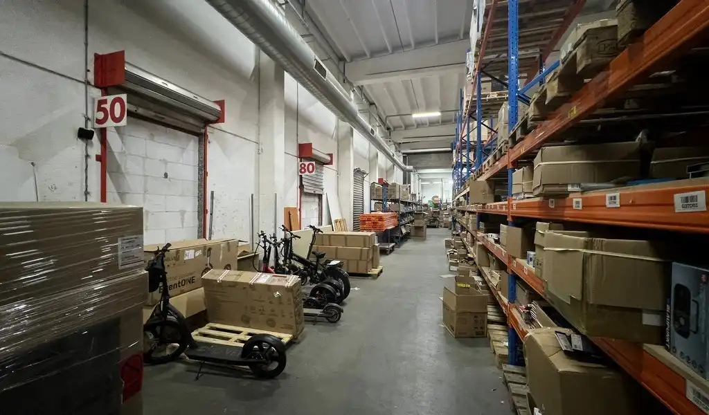 Bedrijfsgebouw met uitbreidingsmogelijkheden te koop in Ronse foto 8