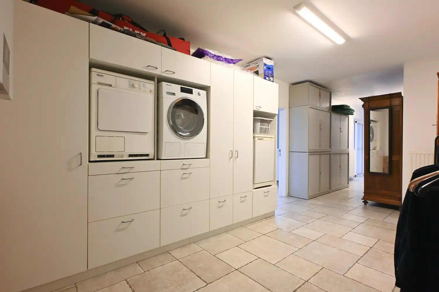 Instapklare gezinswoning met prachtige tuin en hoogwaardige afwerking foto 14