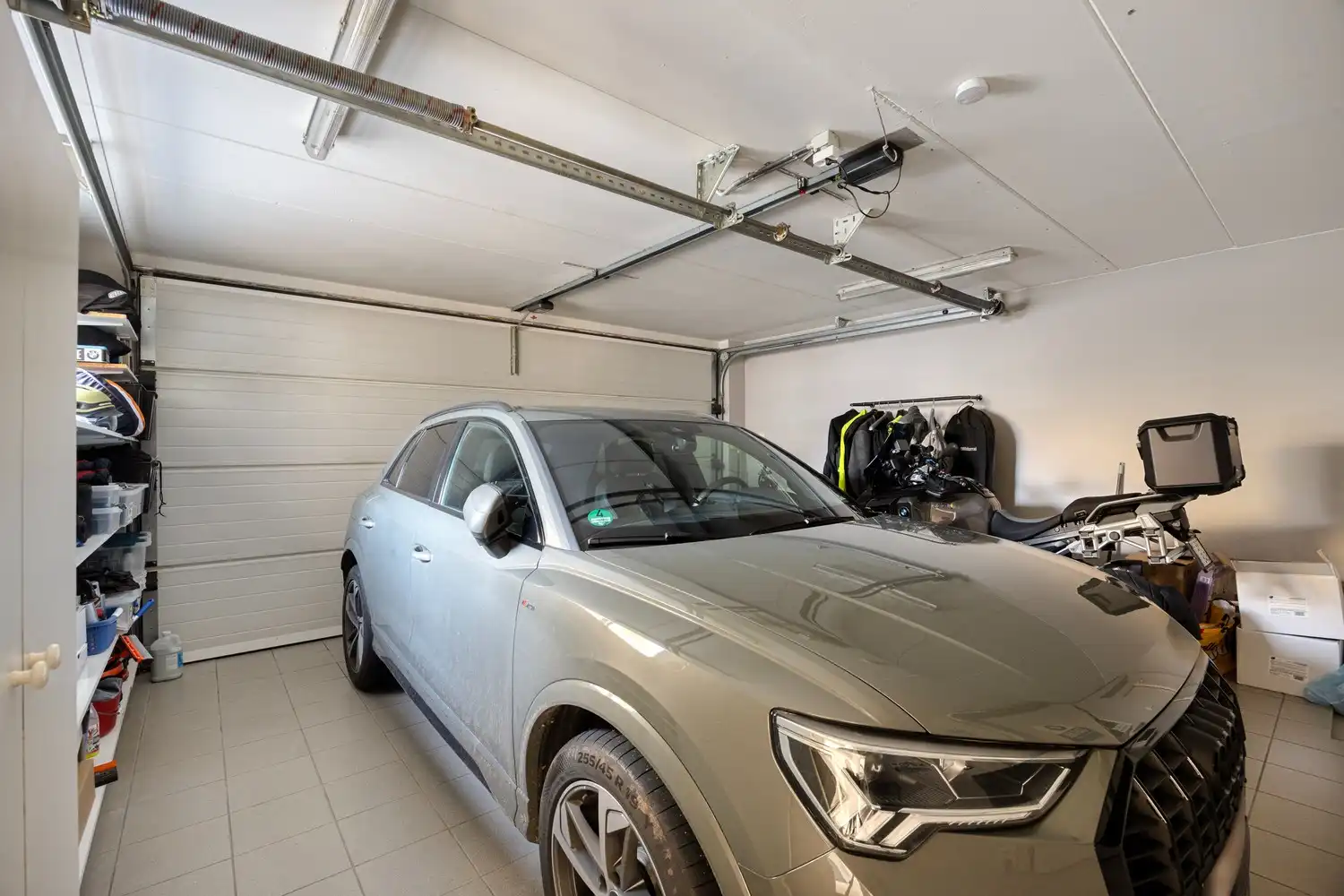 Ruime, energiezuinige gezinswoning met ingebouwd zwembad op toplocatie in Lanaken foto 38