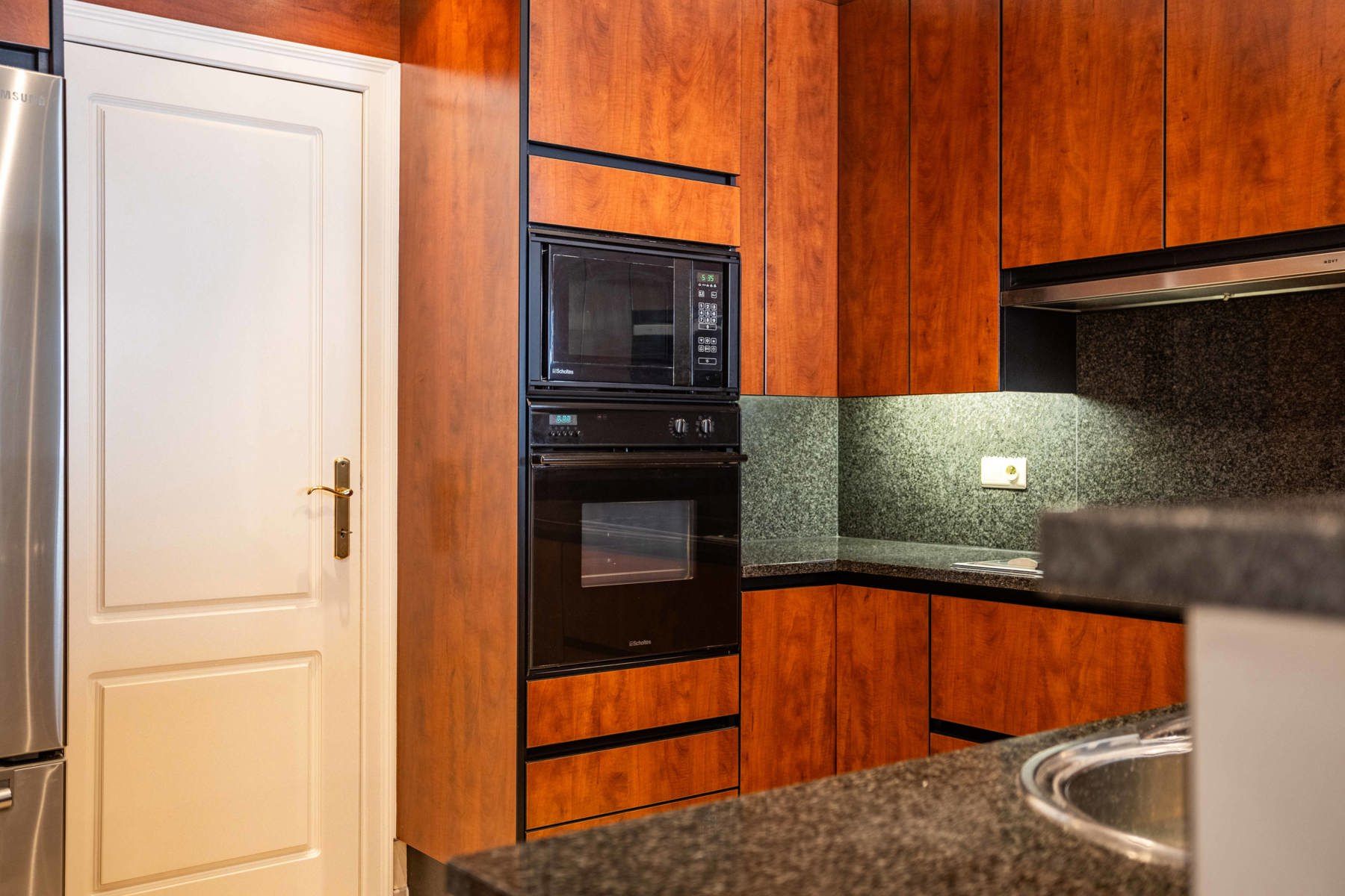 Zeer ruim appartement (124 m²) in centrum Aalst foto 8