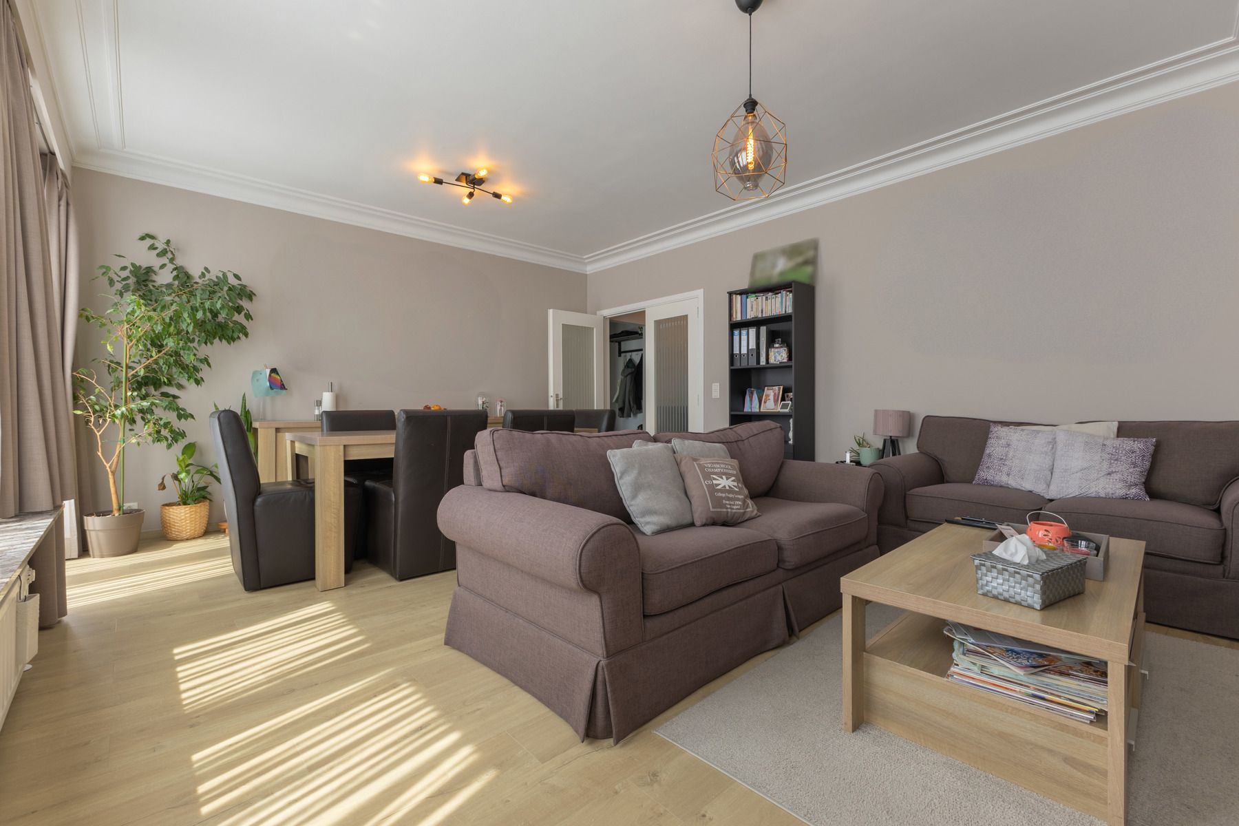 Instapklaar appartement met twee slaapkamers en staanplaats foto 7