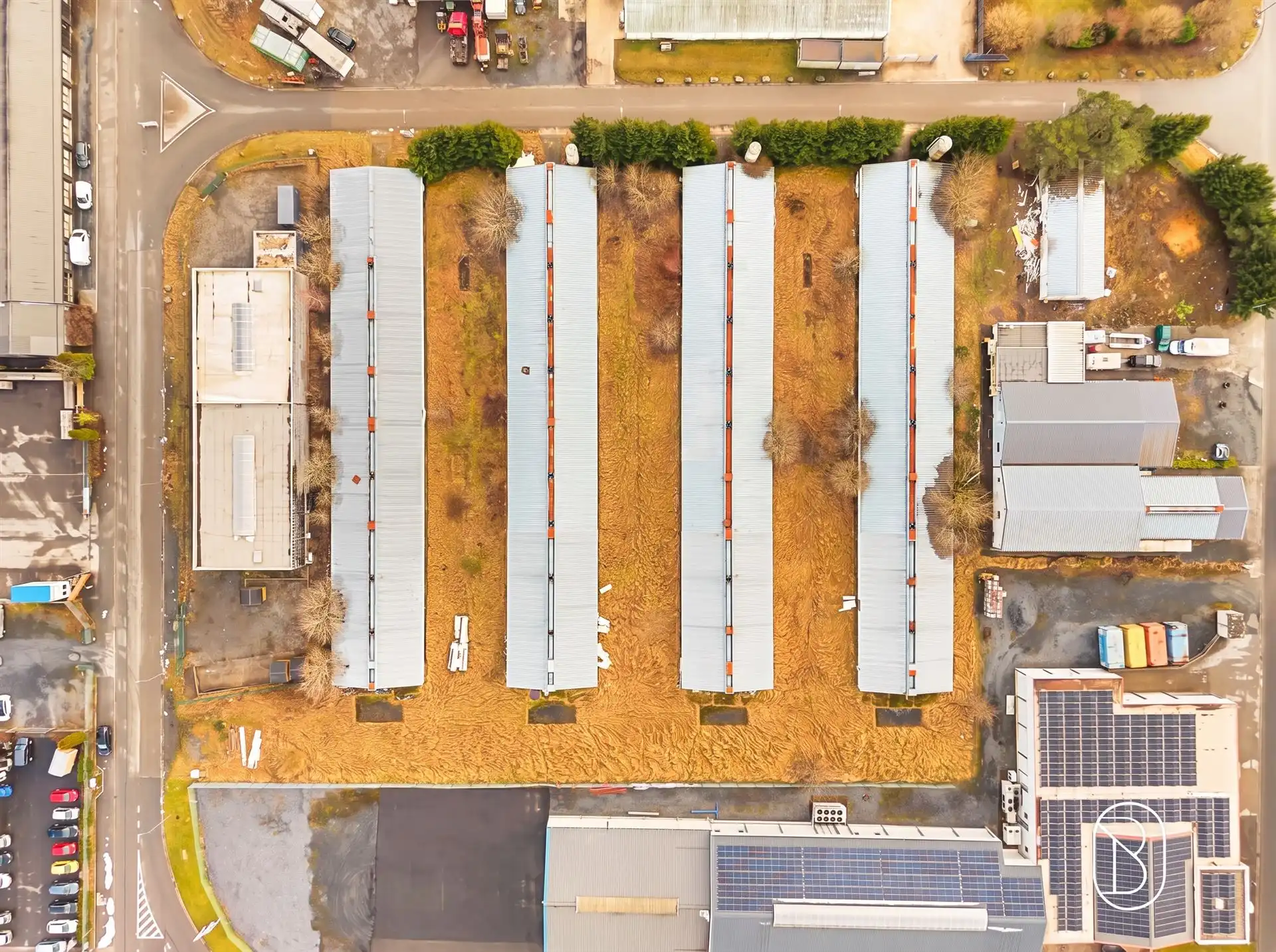 Industriegrond van 10.647m² met potentieel in Bastogne foto 3