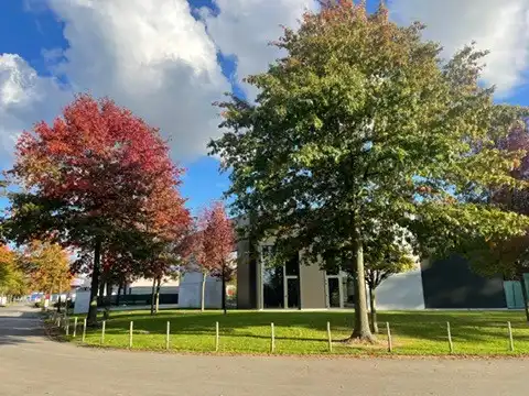 TE HUUR: BEDRIJFSUNIT 7 C foto 3