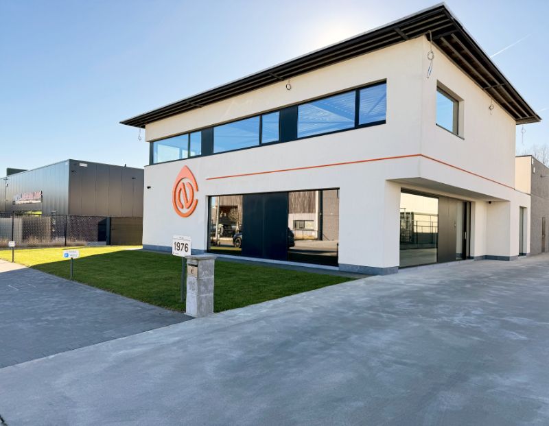 Uniek bedrijfsgebouw te  huur foto 2