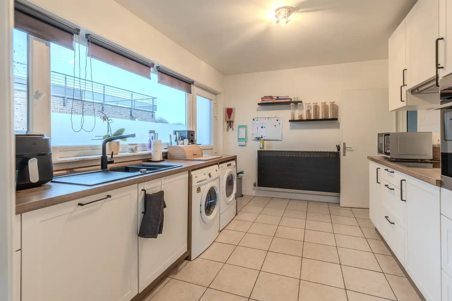 Gelijkvloers appartement met 3 slaapkamers, terras en garage in Uikhoven aan de Maas! foto 13