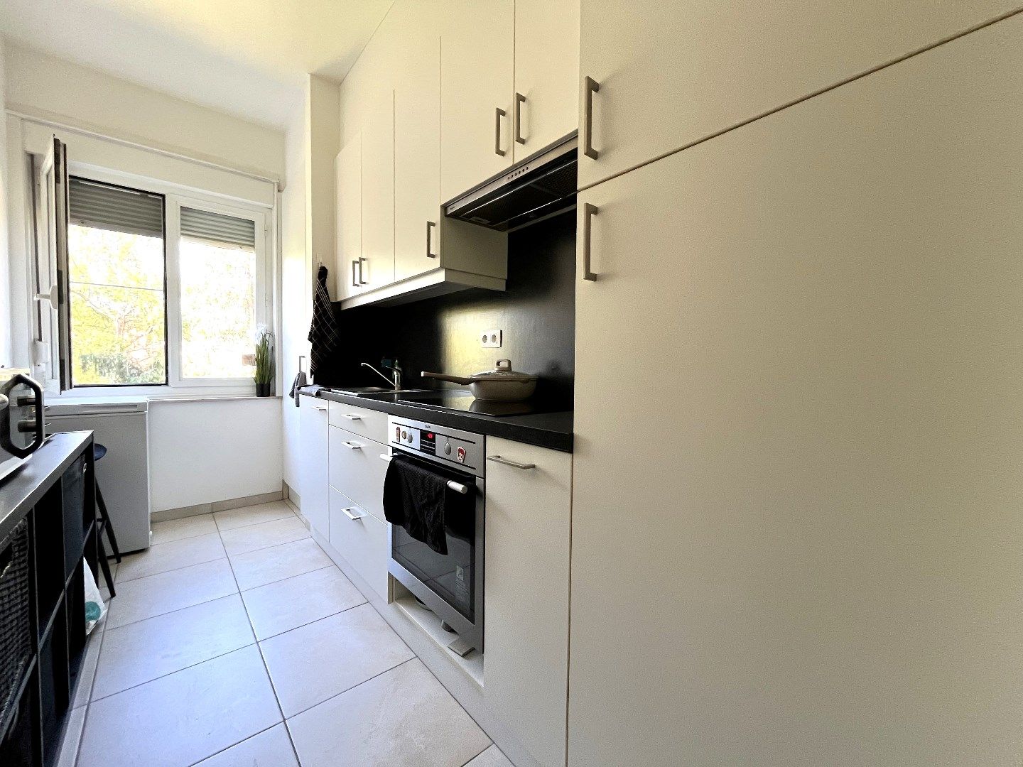 Hedendaags 1-slp appartement te Mortsel foto 8