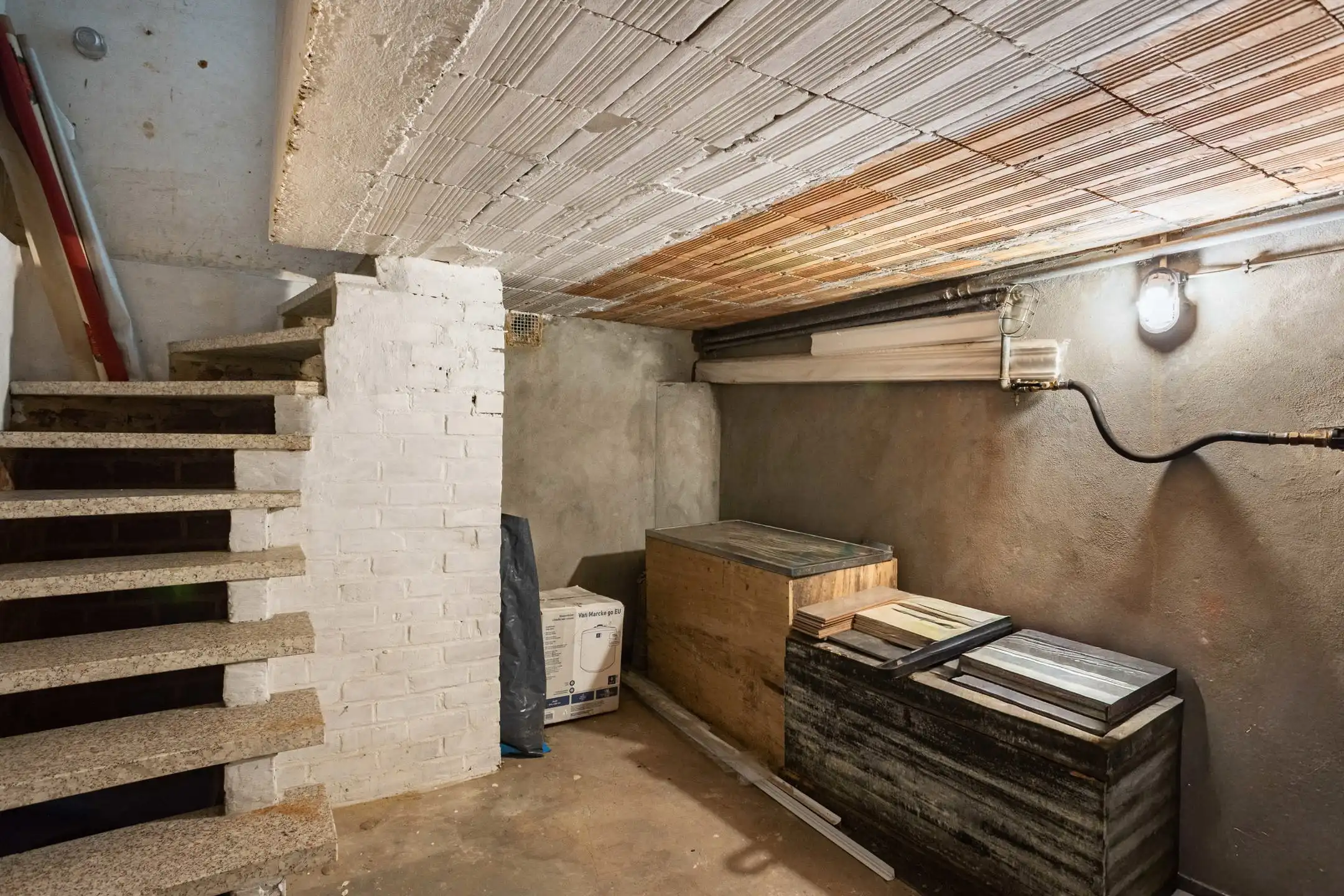 Solide burgerwoning met garage en tuin op gunstige ligging foto 31