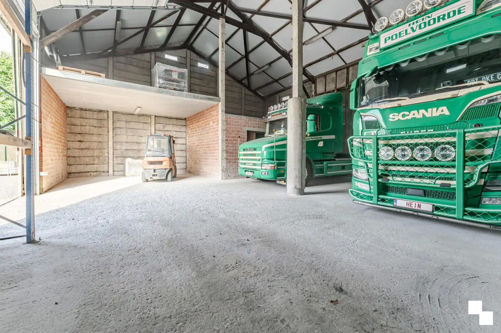Veelzijdige eigendom met recente woning en heel wat opslagmogelijkheden te Lendelede foto 31