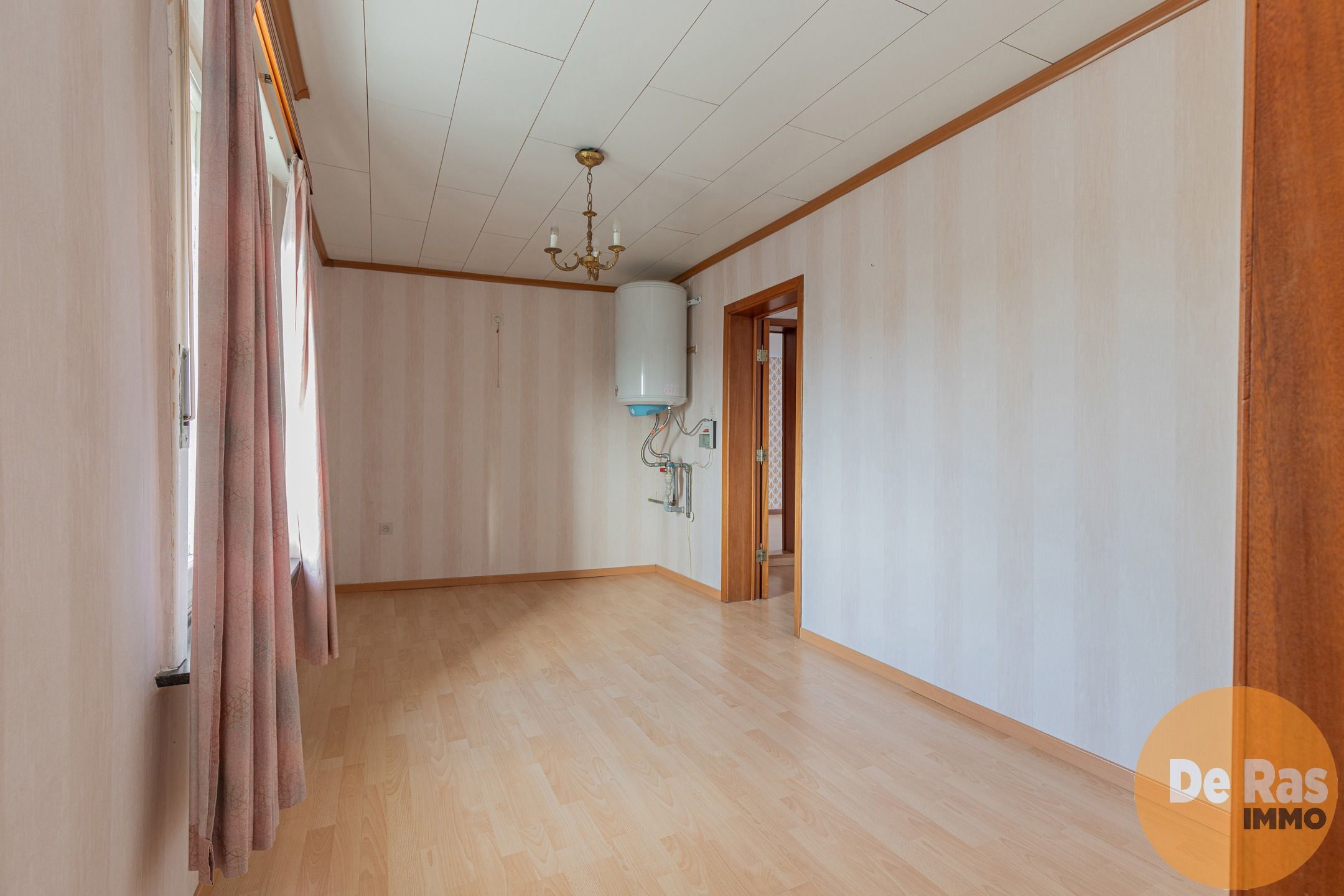 DENDERHOUTEM- Ruime 3-gevelwoning met 4 slpk, tuin en garage foto 21