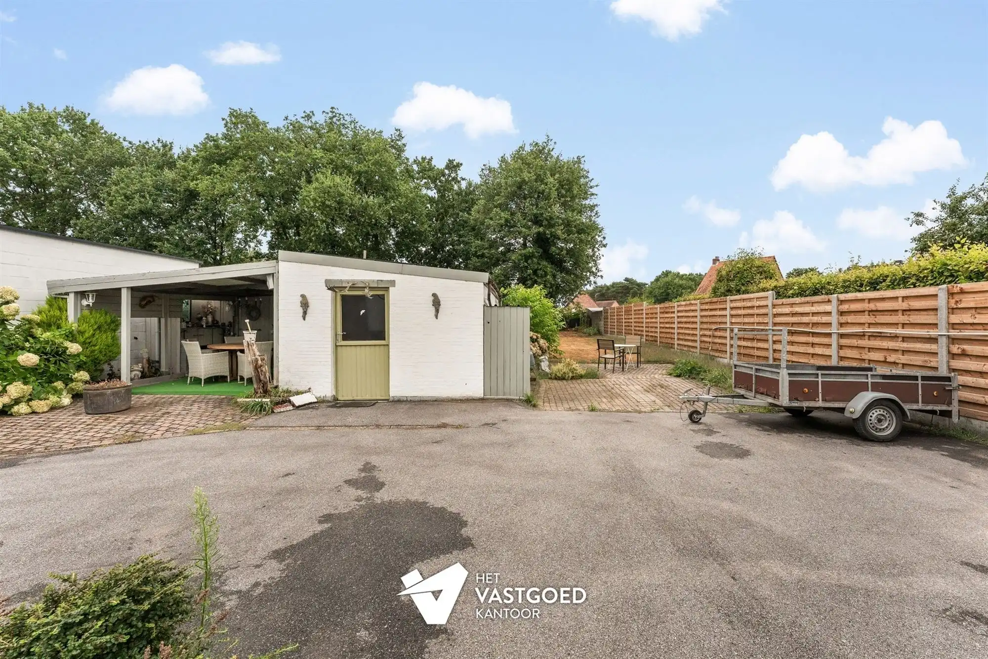 INSTAPKLARE, GELIJKVLOERSE WONING NABIJ CENTRUM foto 18