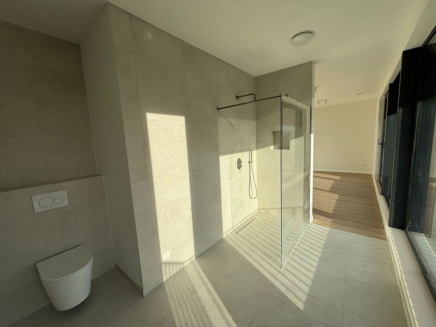 PENTHOUSE MET TWEE RUIME TERRASSEN foto 7