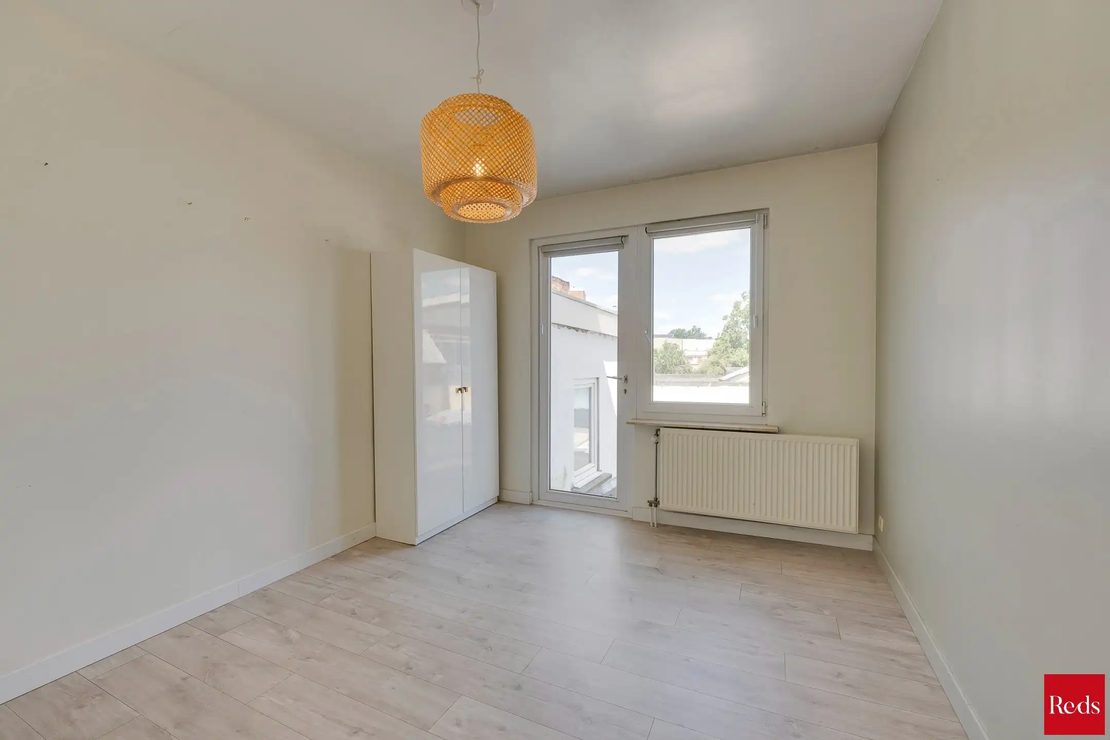 Rustig gelegen gezinswoning met 30 m² terras foto 25