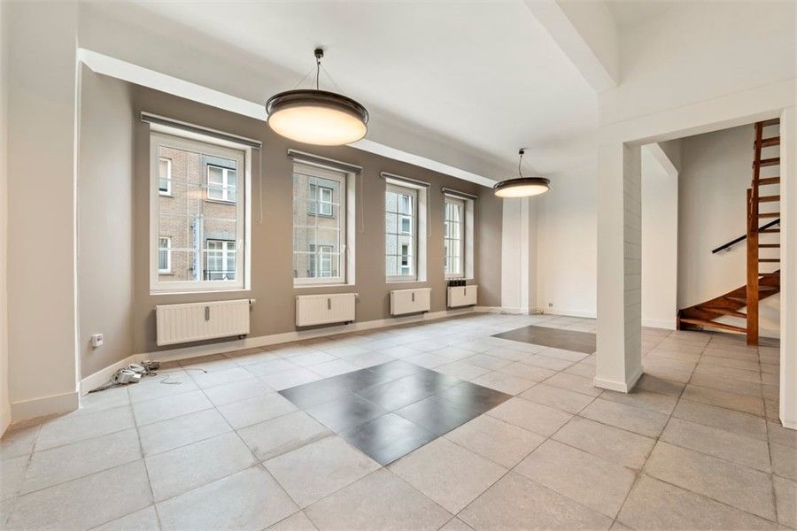 RUIM INSTAPKLAAR APPARTEMENT MET RUIM TERRAS IN HET CENTRUM VAN SINT-TRUIDEN foto 11