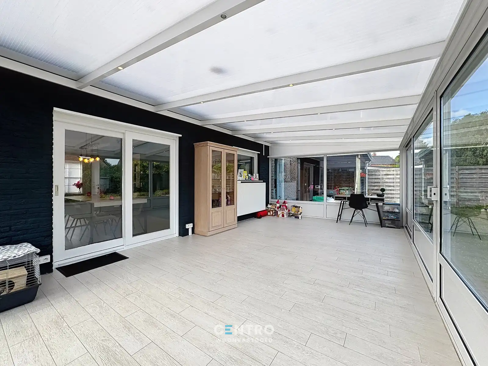 Villa met 5 slpks, veranda én carport te Roeselare! foto 7