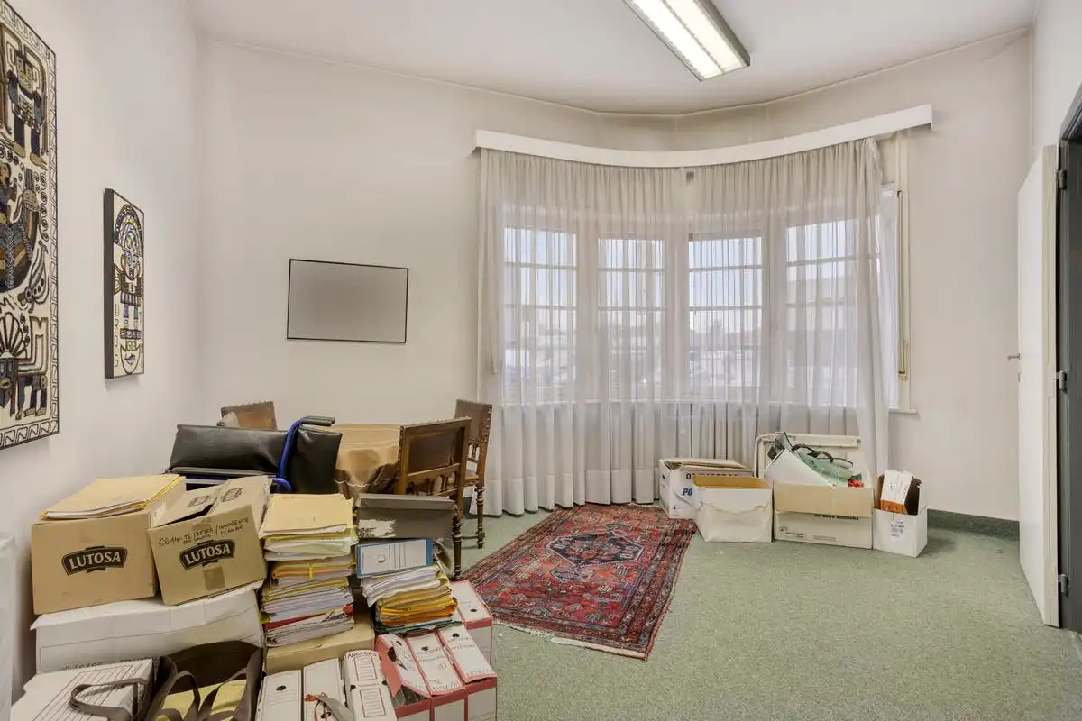 Uniek opbrengstgebouw op toplocatie met garage in Strombeek foto 4