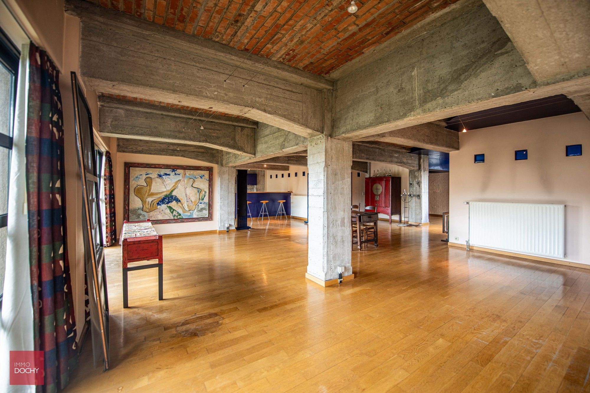 Ruime loft in voormalig fabrieksgebouw foto 10