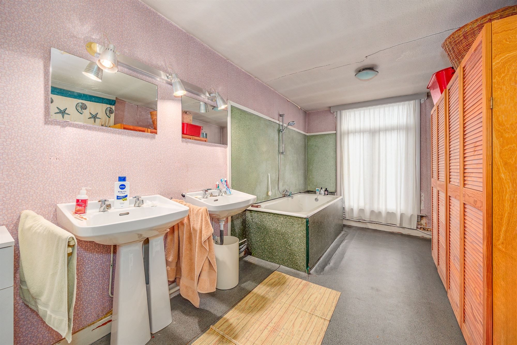 Prachtig winkelwoonhuis in eclectische stijl met 6 slk + zuidtuin foto 19