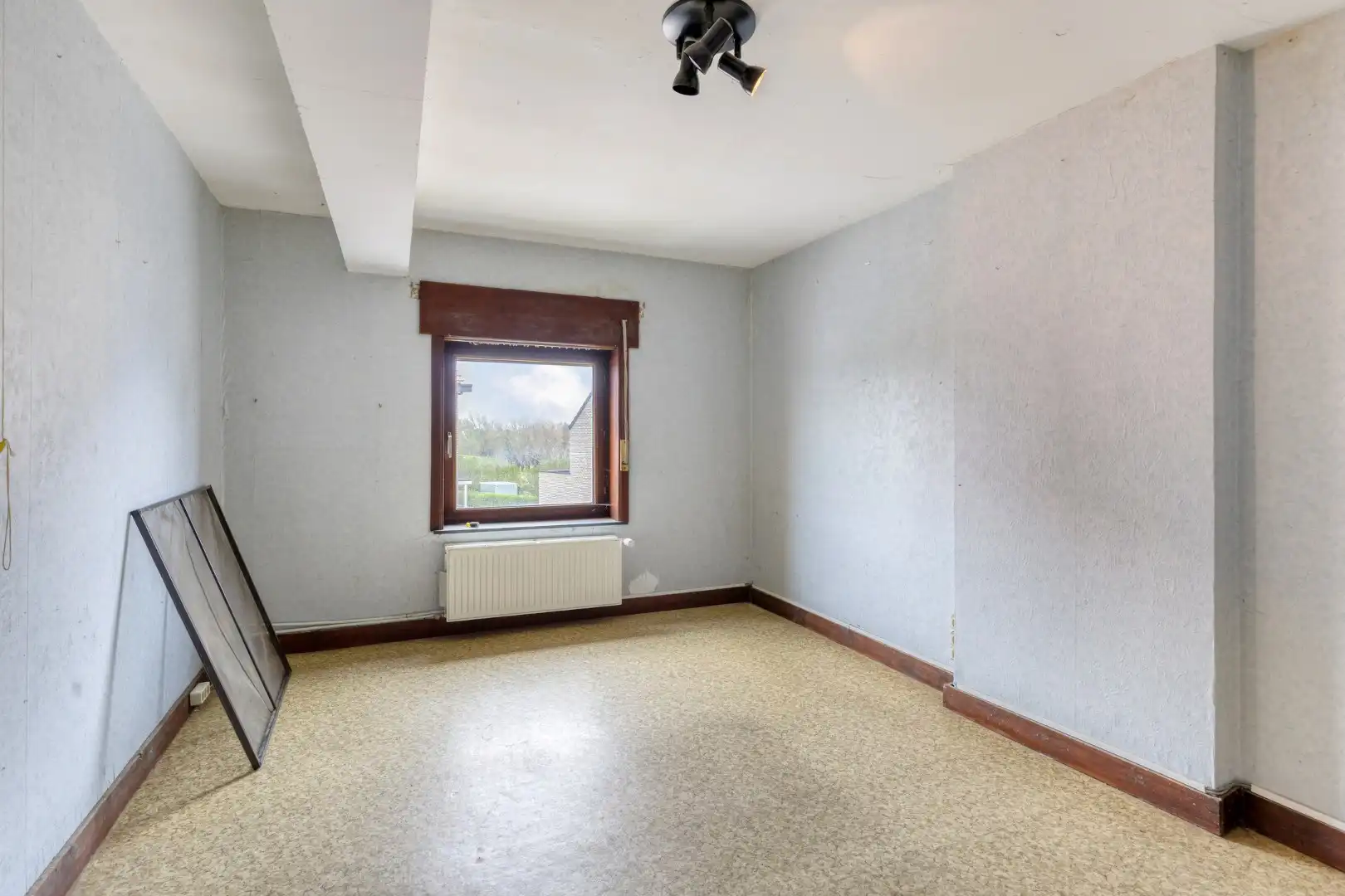 Half open bebouwing (hoeve) met 5 slaapkamers, tuin, terras en zeer ruime garage in Oorbeek (Tienen)! – EPC 730 kWh/m² - bewoonbare opp. 195 m² foto 14