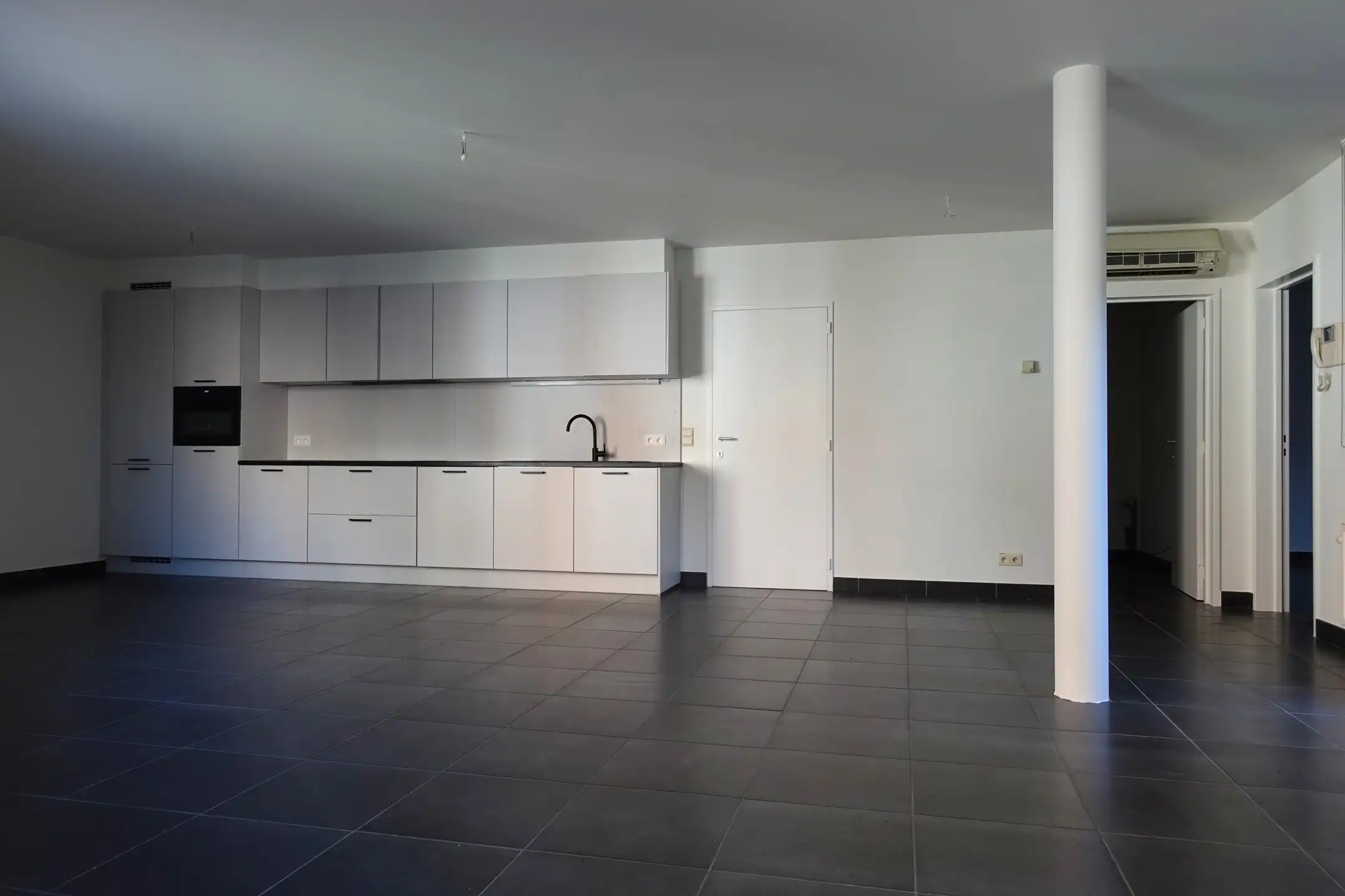 Ruim 2-slaapkamer appartement met stadstuin te Turnhout. foto 4