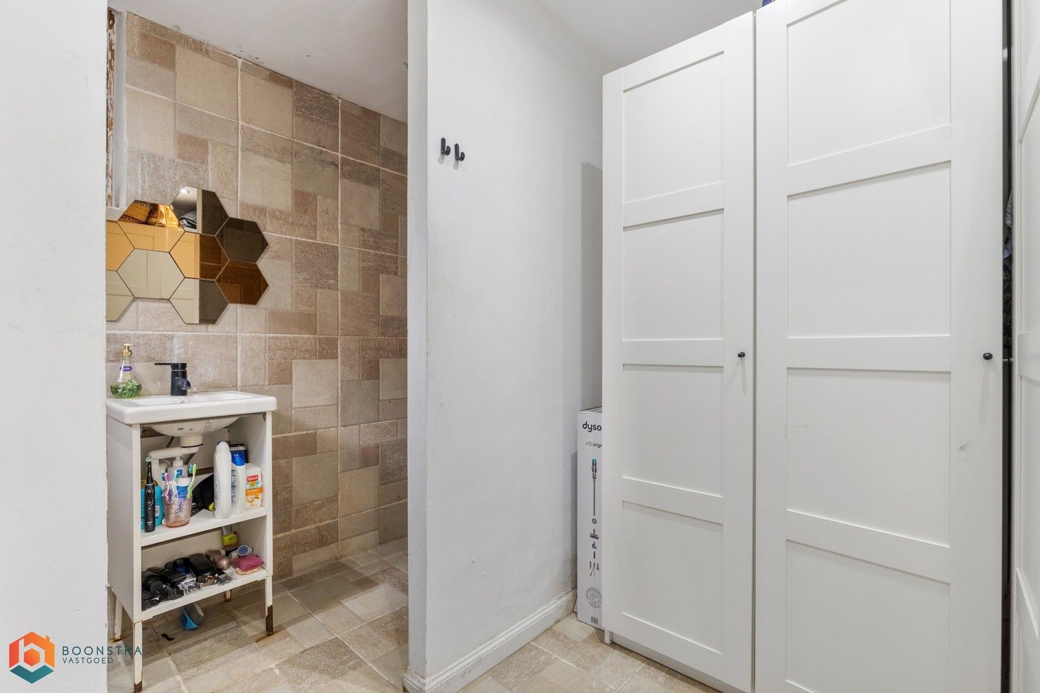 Woning met 4 slpkrs en garage op perceel van 1401 m² foto 15