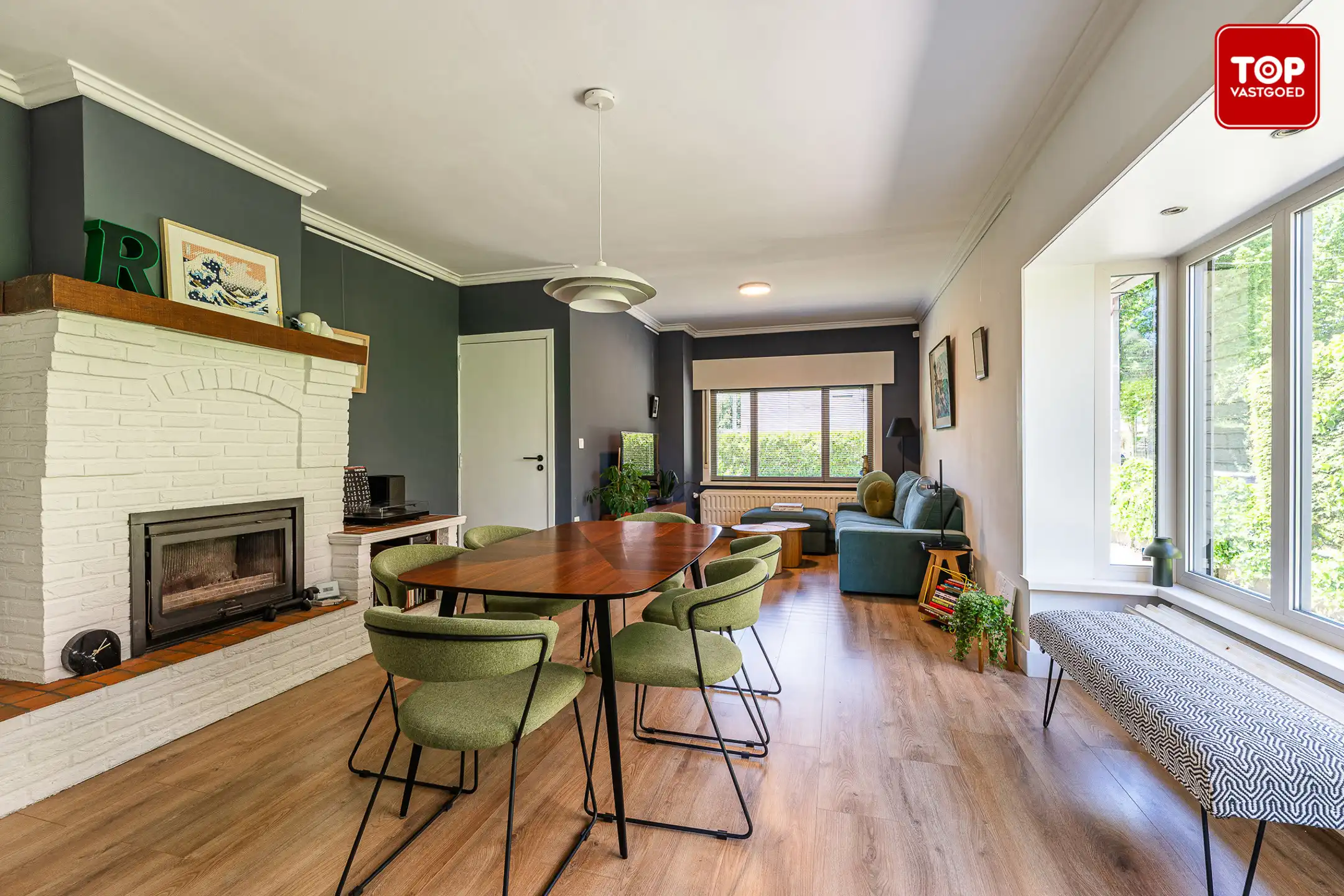 Instapkler open bebouwing in rustige straat met veel groen rondom. foto 6