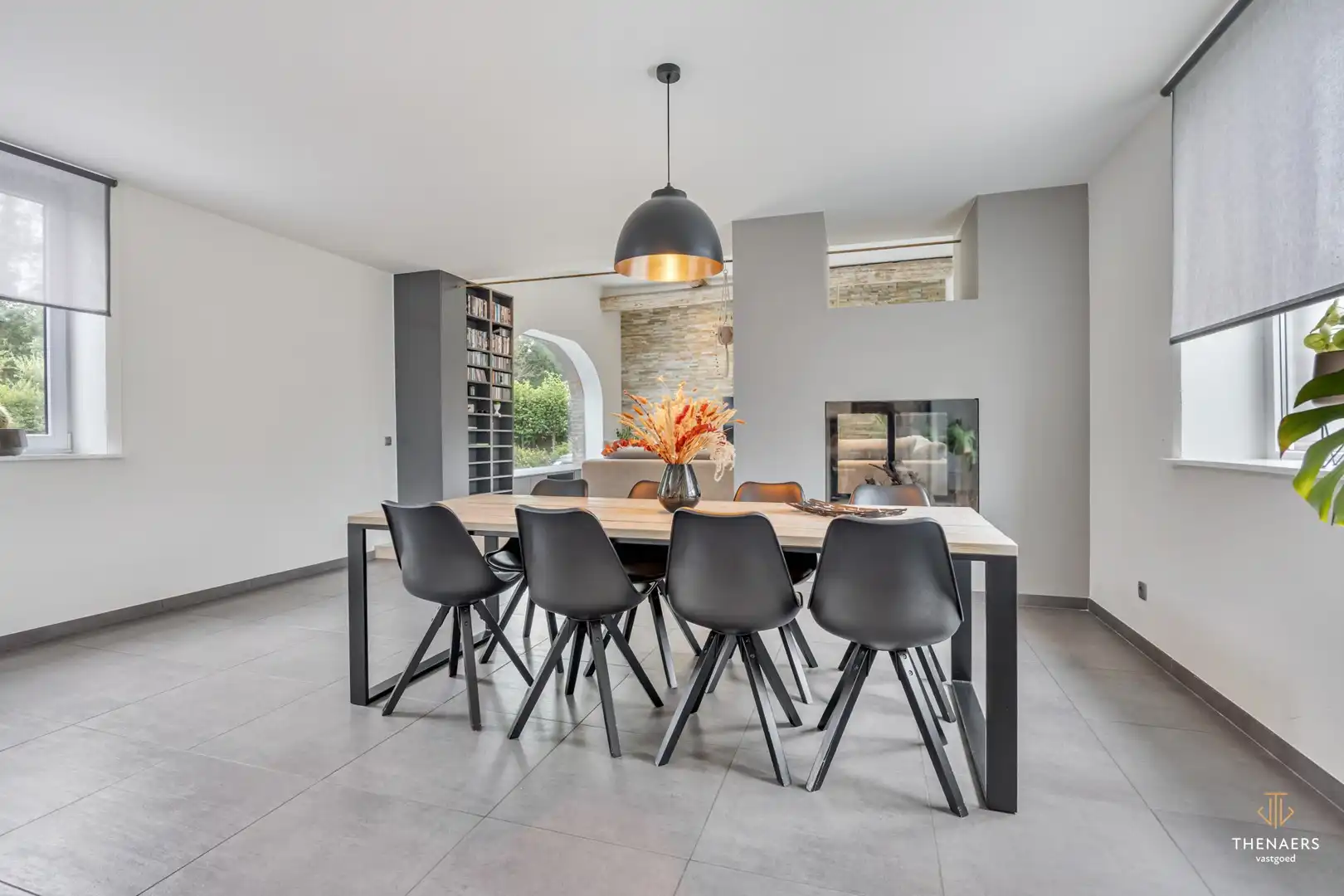 Karaktervolle hoevewoning met 279 m² woonoppervlakte en prachtige tuin op 18a45ca in Heks foto 8