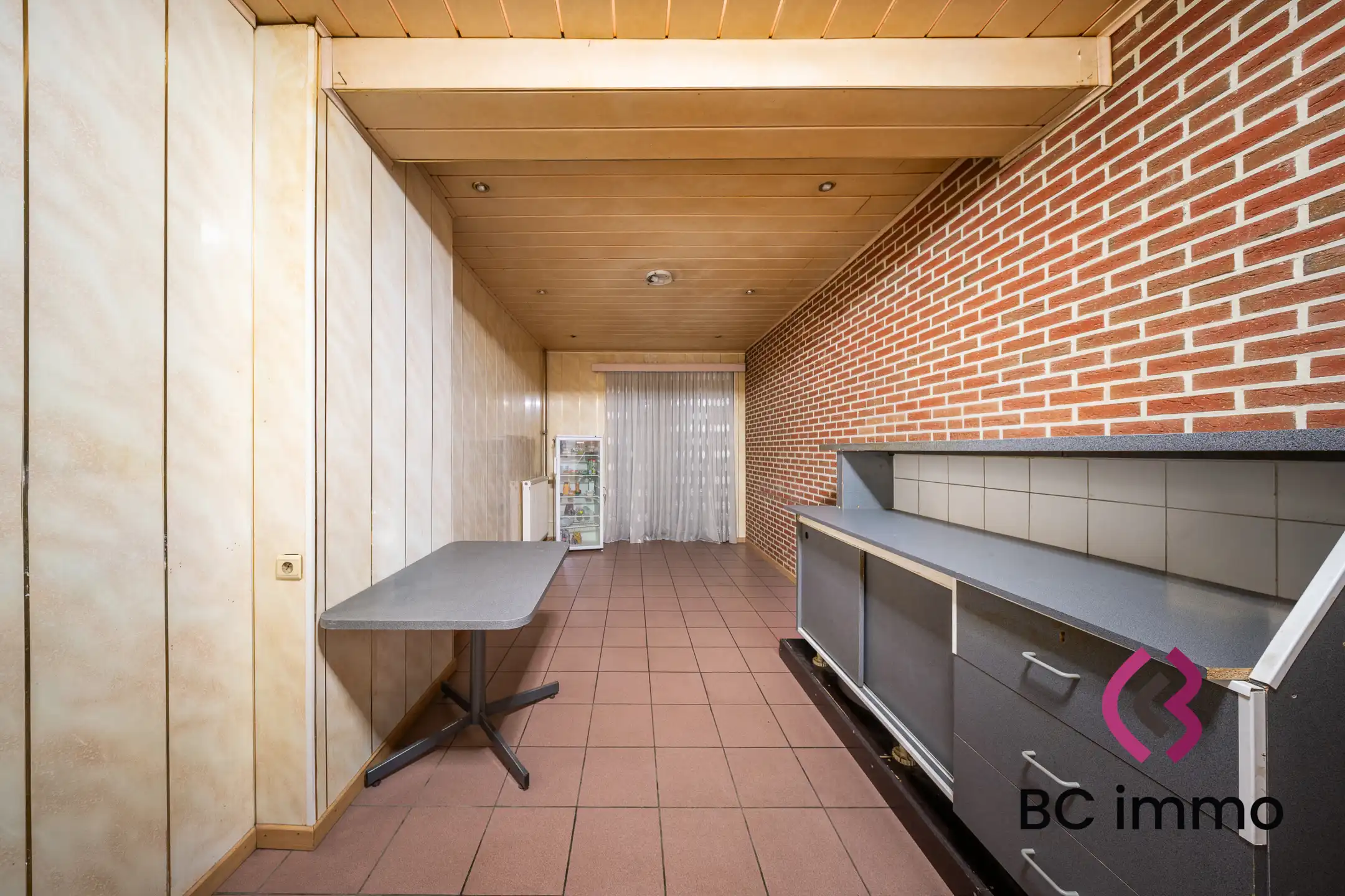 Karaktervolle woning met 3 slaapkamers vlak bij het centrum van Genk foto 5