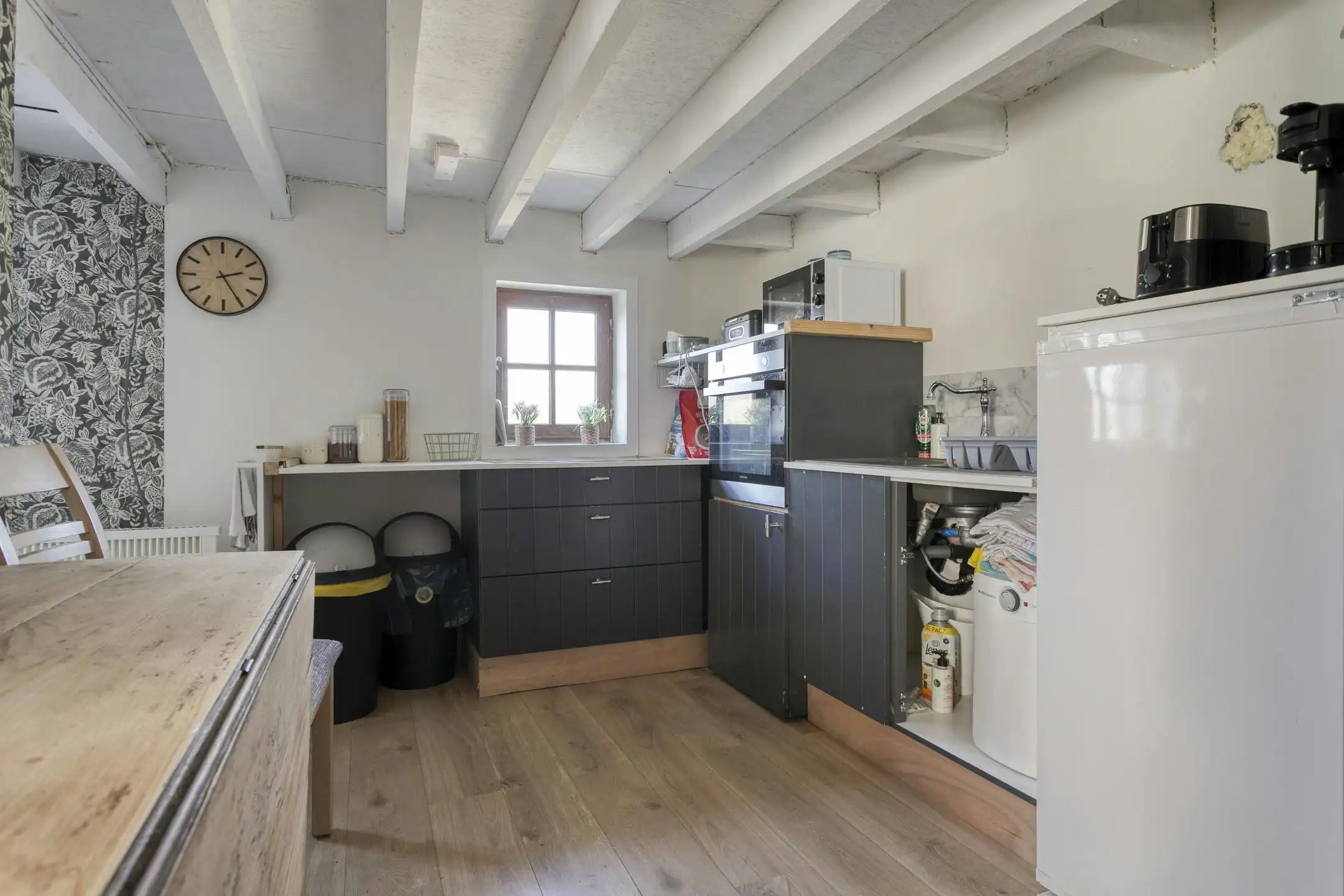 Landelijk gelegen huis met veel potentieel in Ruddervoorde foto 8