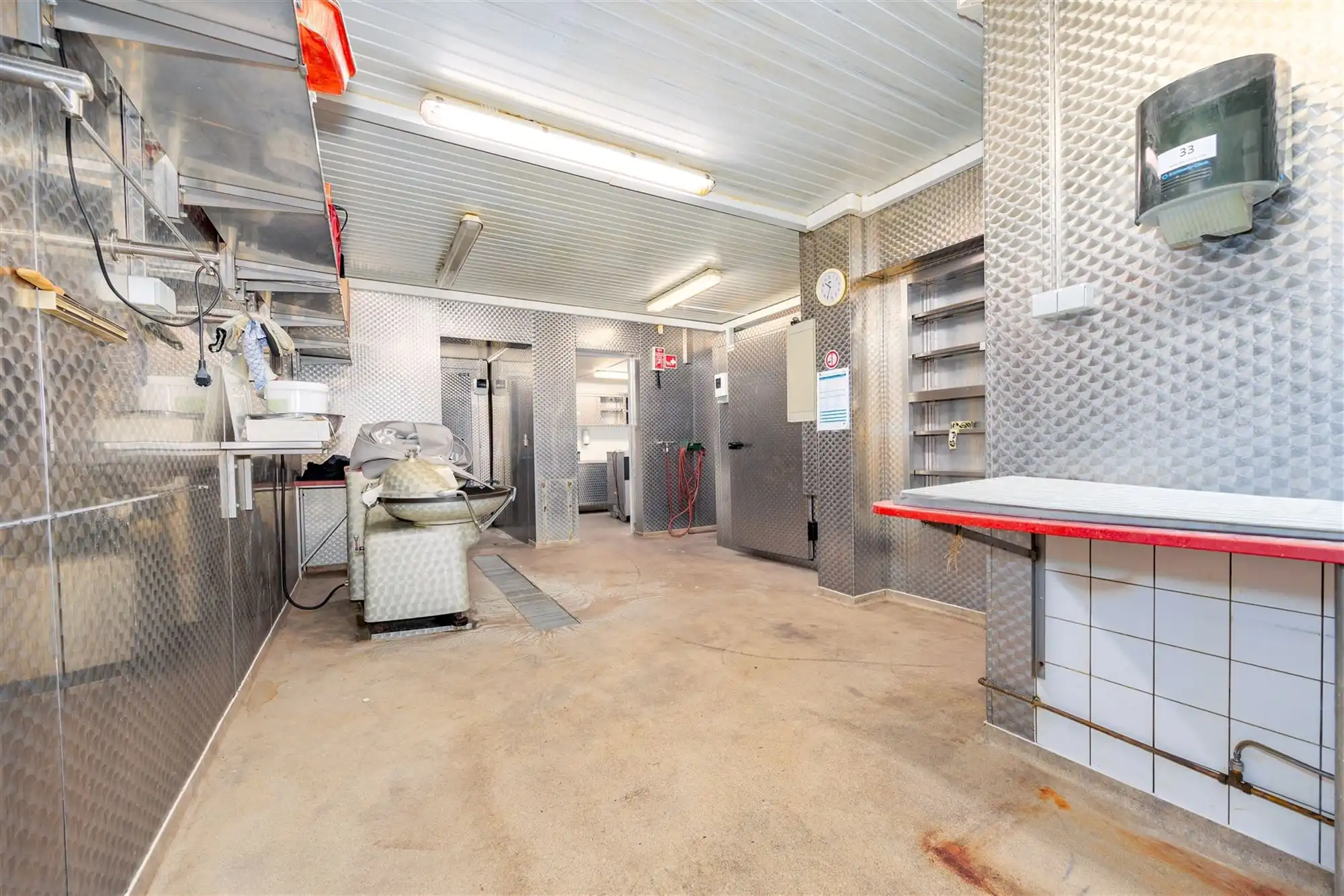 Vergund opbrengsteigendom - handelsglvl + 2 appt foto 10