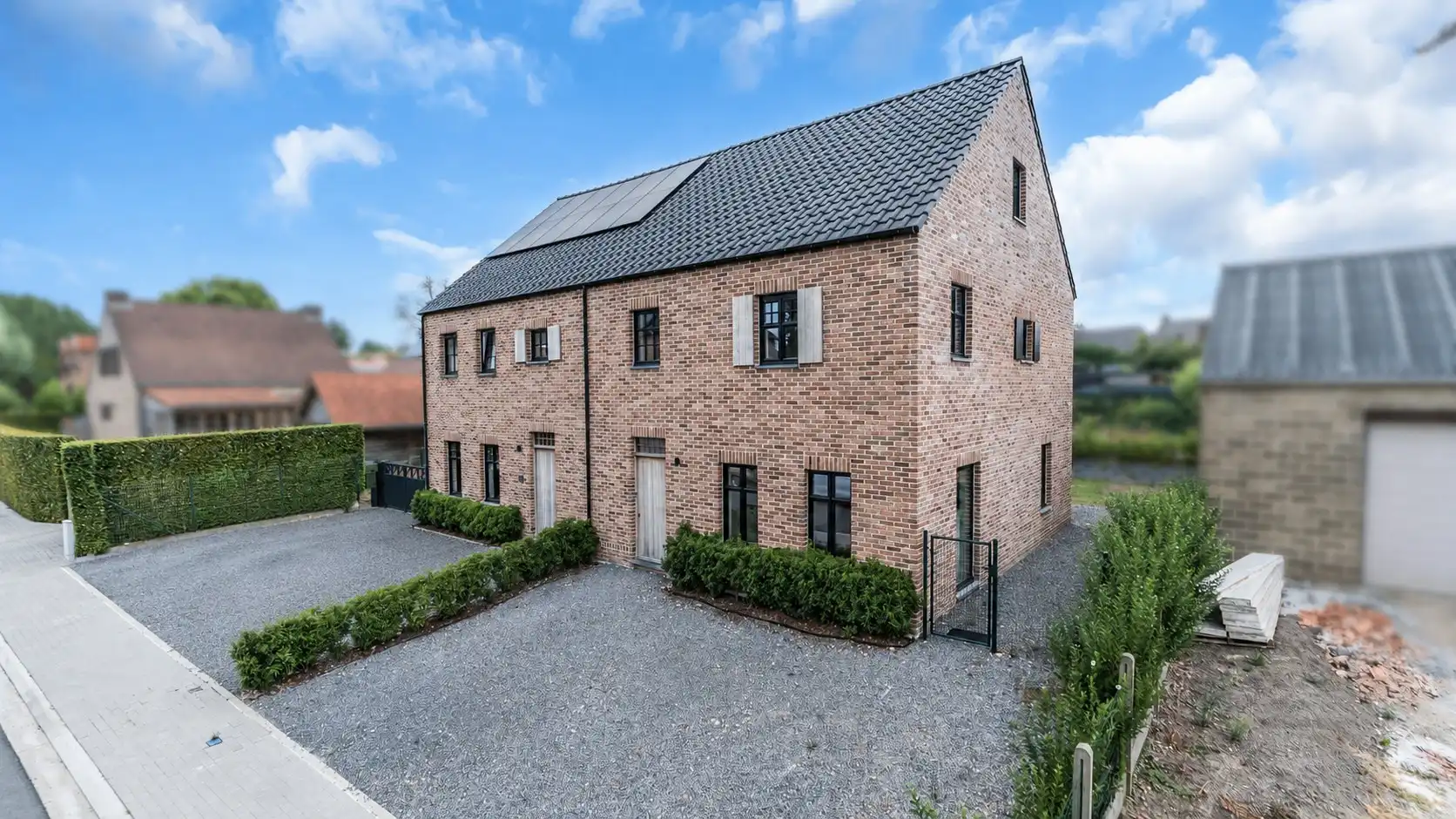 Karaktervolle nieuwbouwwoning op een rustige toplocatie in het hart van Haspengouw foto 2