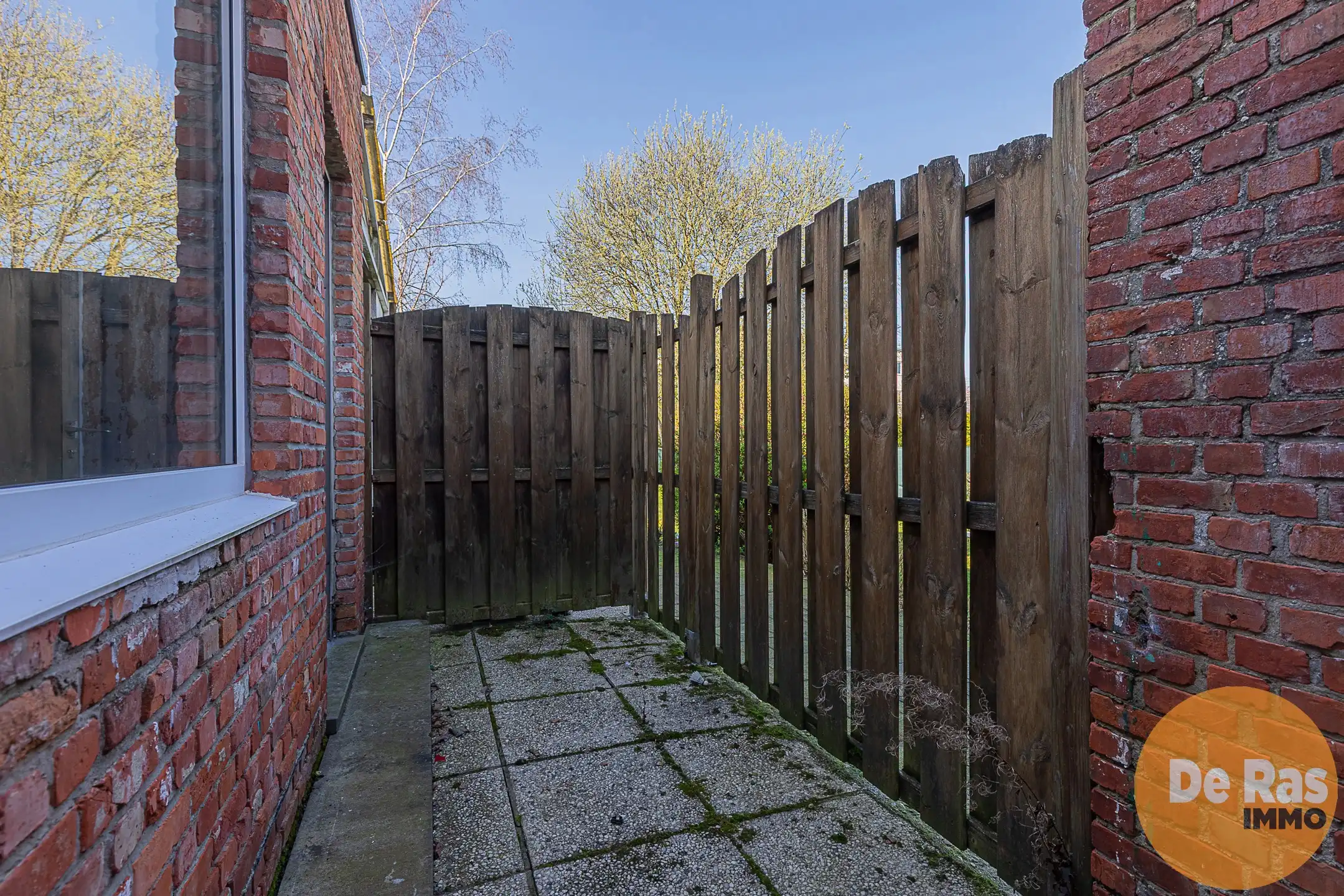DENDERMONDE - Handelsruimte met ruime tuin en appartement foto 17