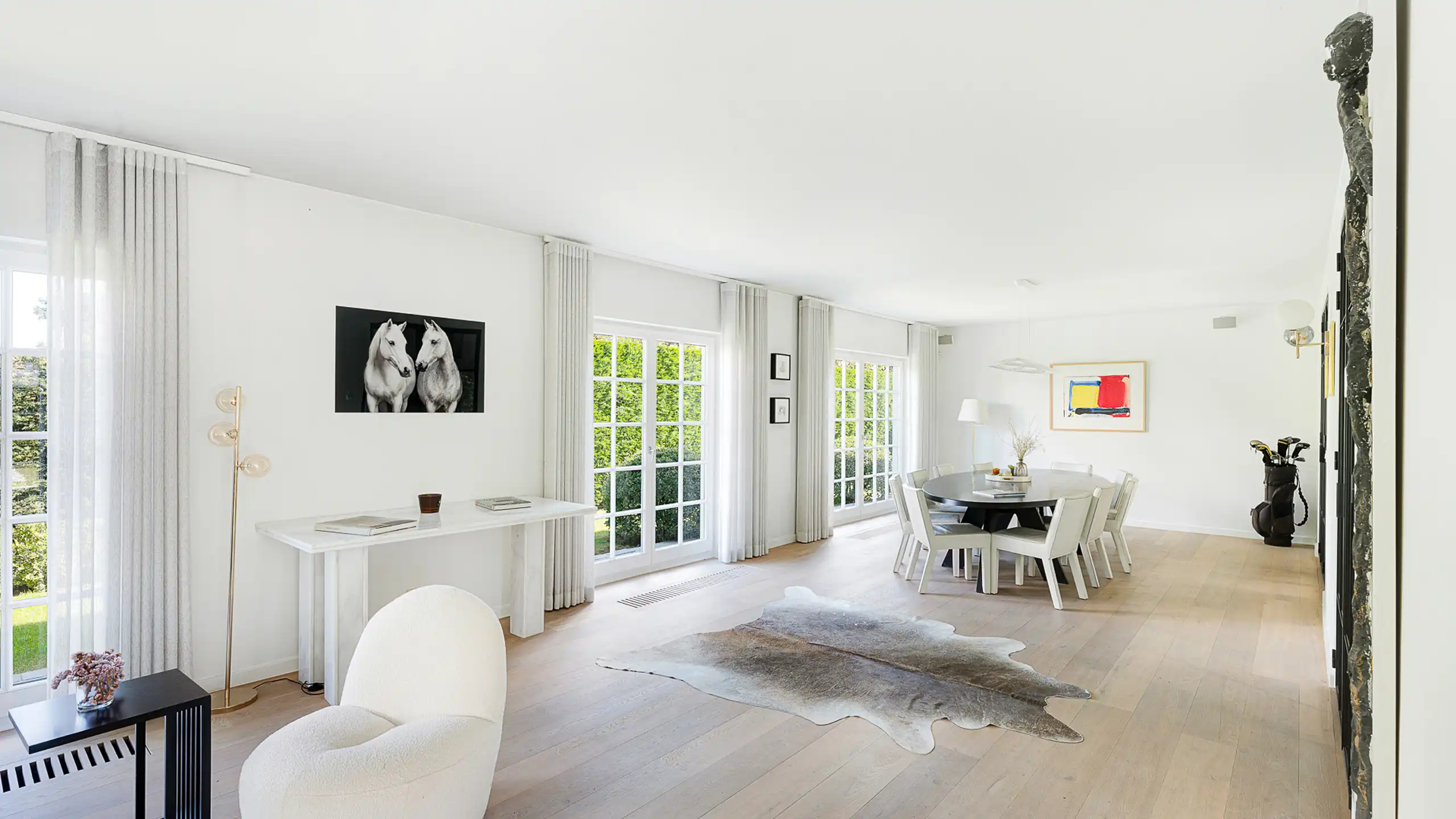 Exclusieve villa met zwembad op een residentiële topligging foto 9