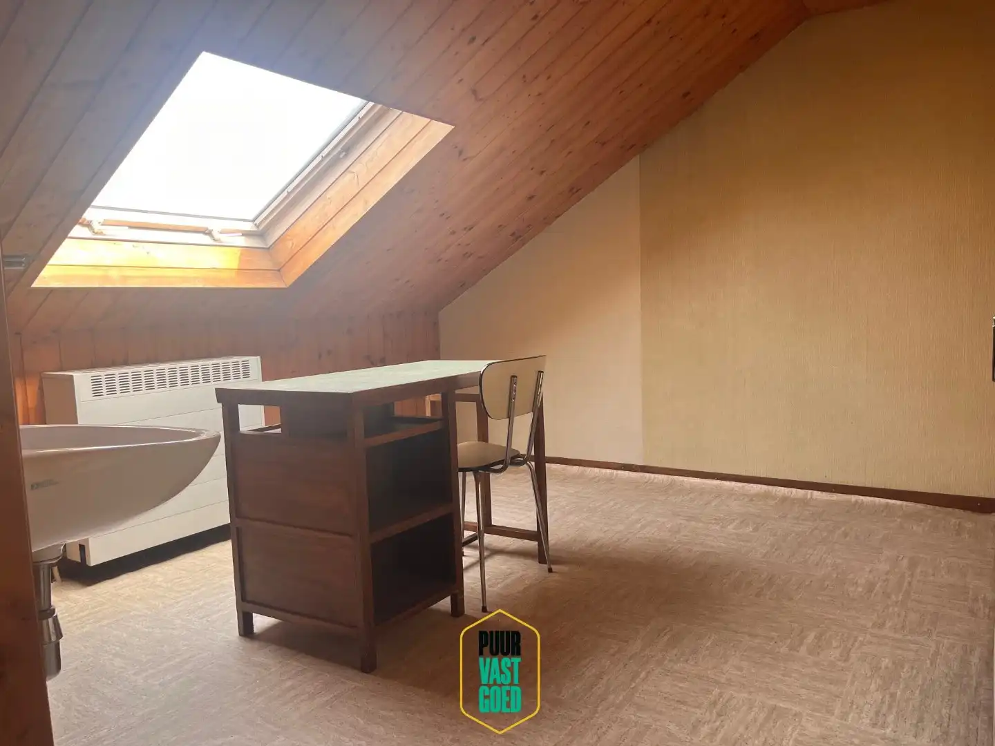 Bijzonder ruim halfopen huis op 5 are grond met toffe zonnige tuin + garage  foto 27