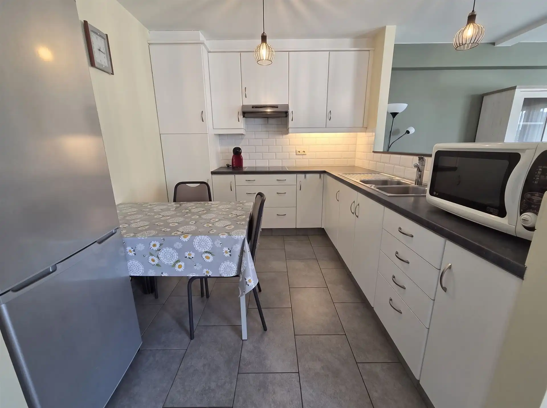 Instapklaar 2 slpk appartement met staanplaats foto 5