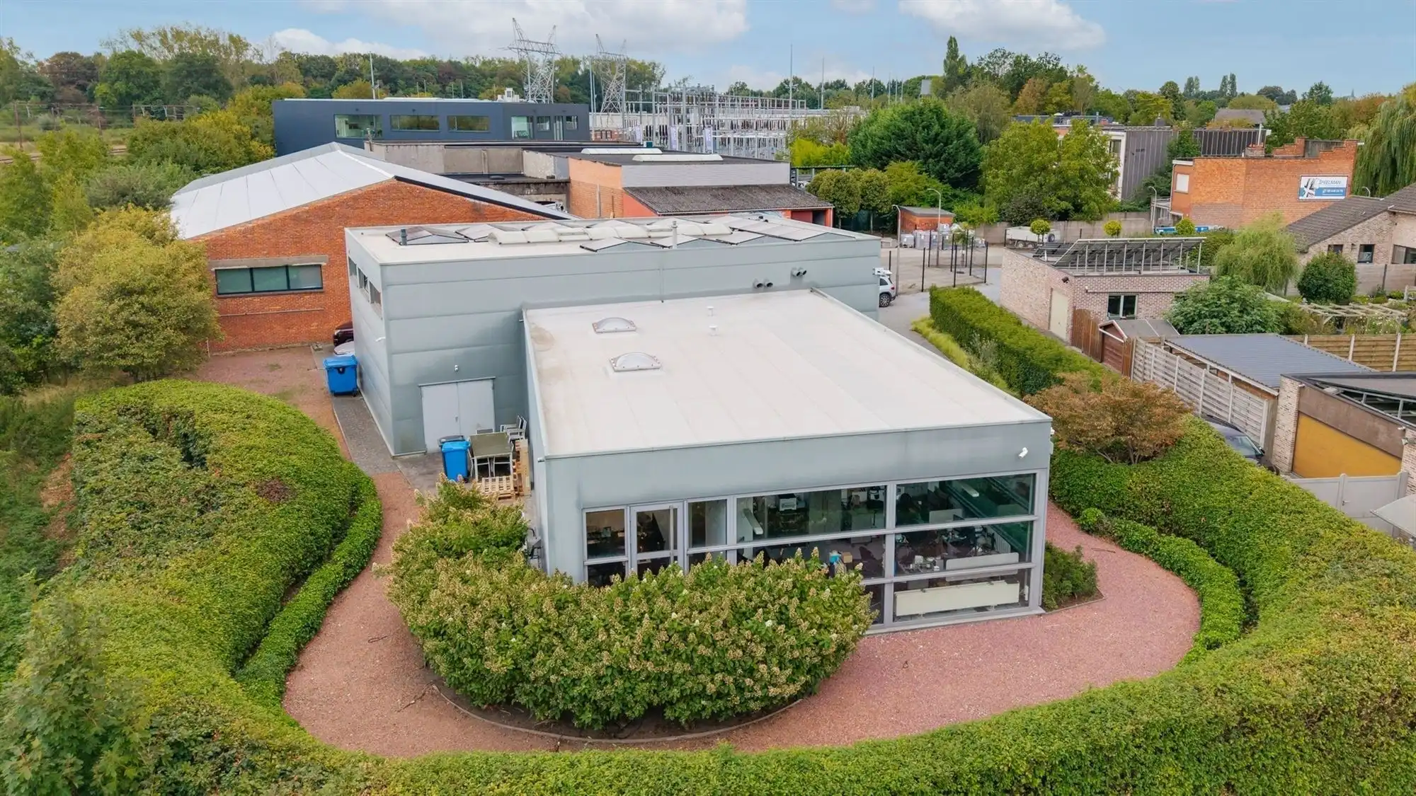Vrijstaand KMO / kantoorgebouw van ca 405 m² op 1.200 m² foto 15