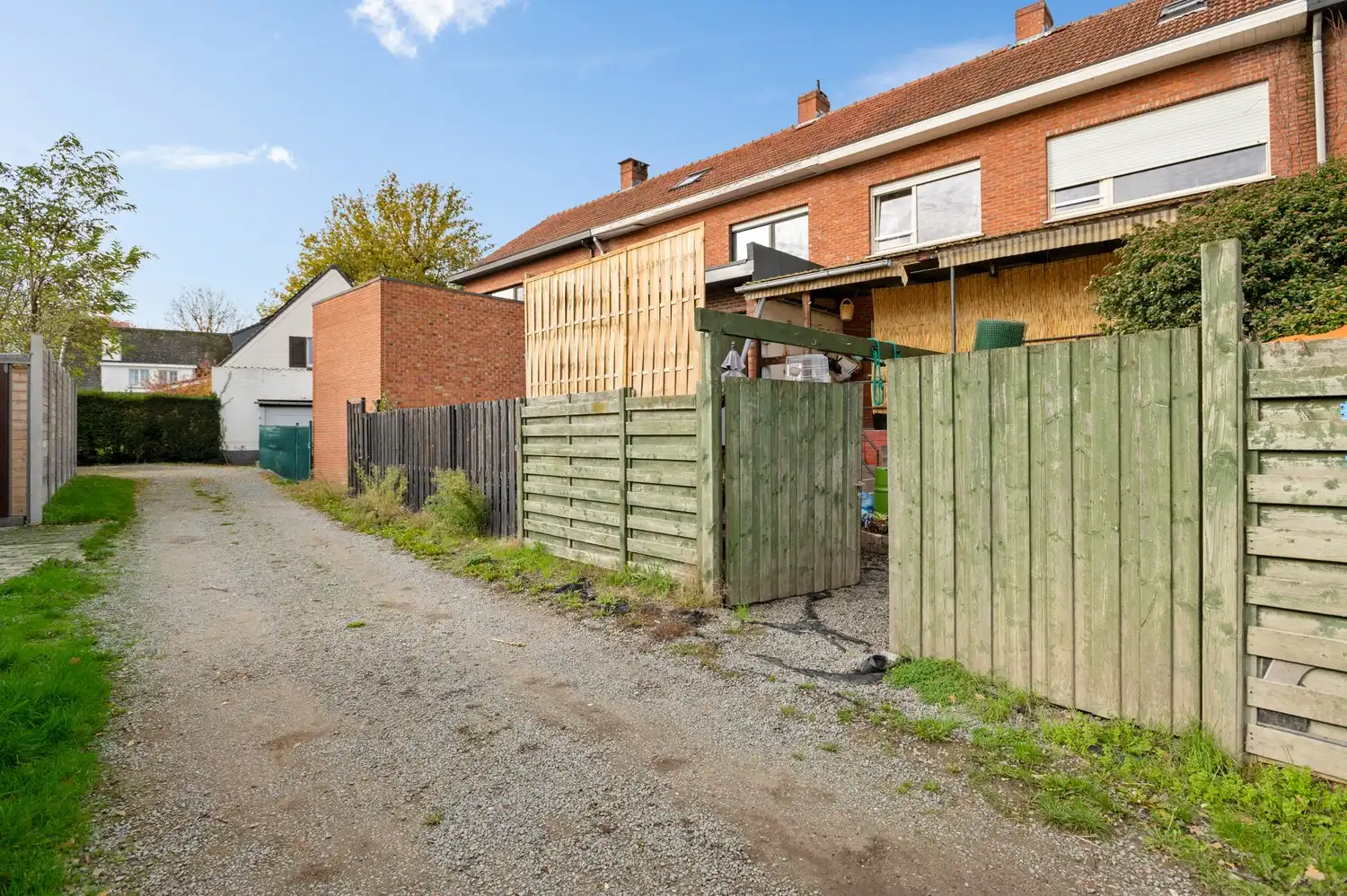 Op te frissen woning op toplocatie met 3 slaapkamers, zolder en kelder te Lier foto 15