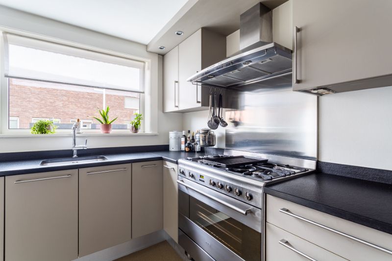 Instapklare woning, zee van ruimte, terras, P! foto 12